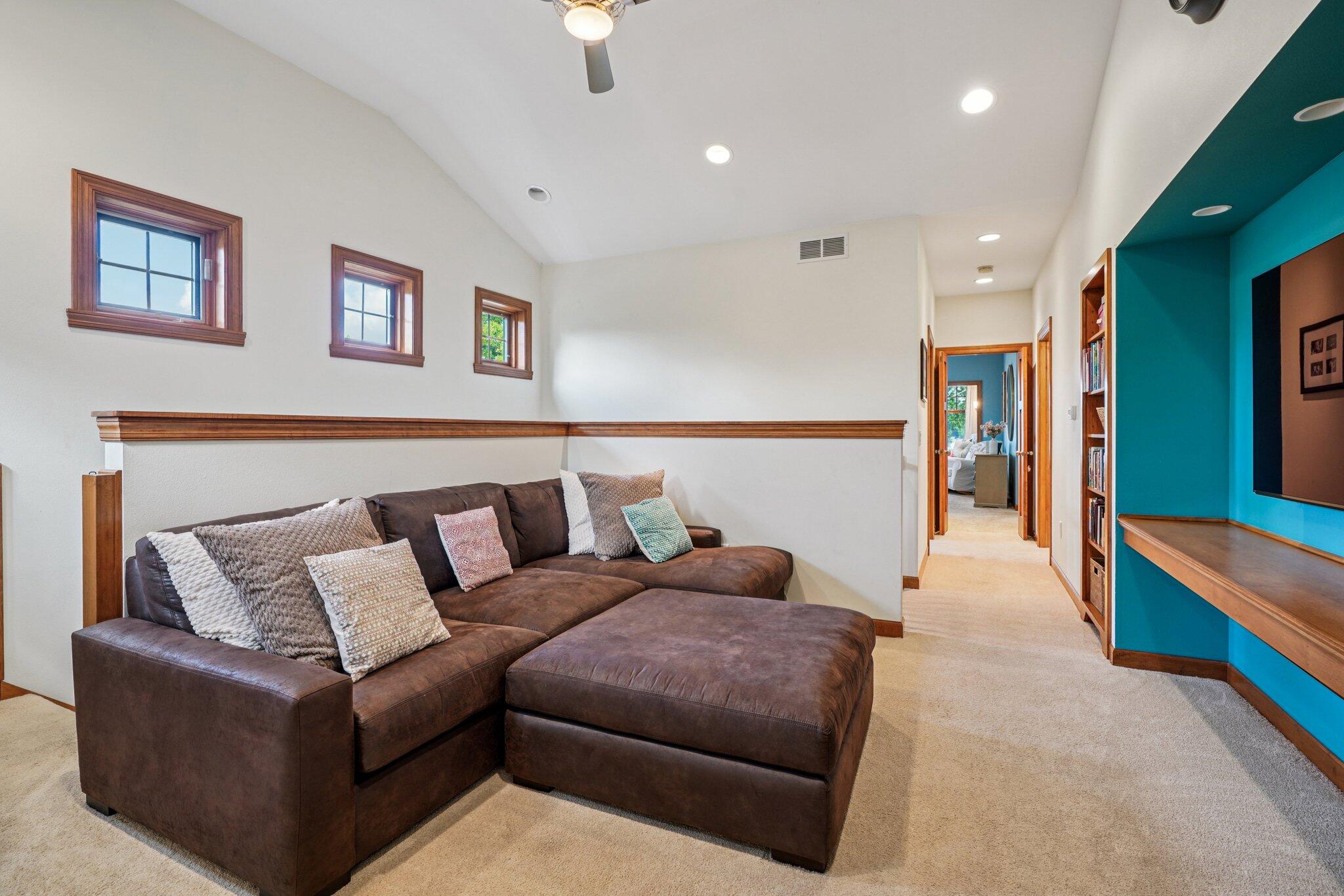Wisconsin Lake Home for sale (MLS#: 1930531) at W188S7634  Oak Grove Dr, in Muskego, Wisconsin. (18 of 67)