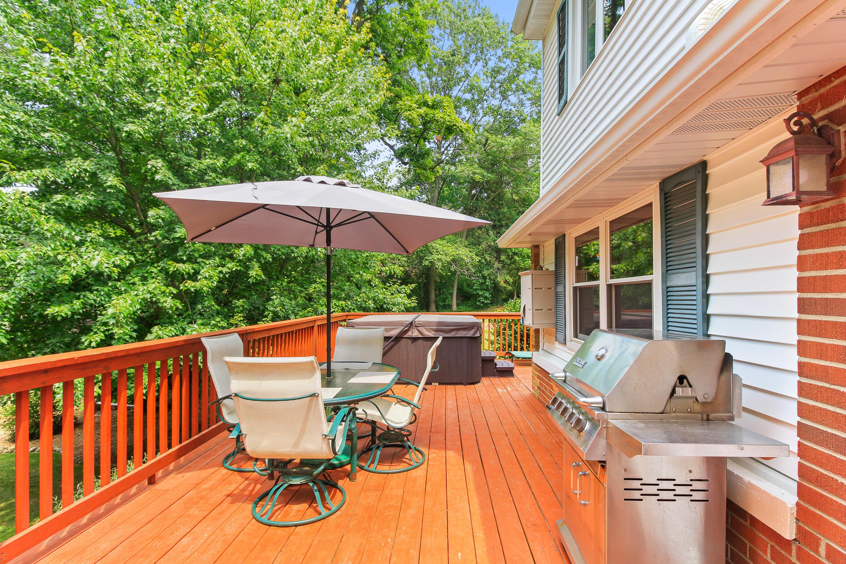 Wisconsin Lake Home for sale (MLS#: 1930549) at N8991  Miramar Dr N8993, in East Troy, Wisconsin. (15 of 84)