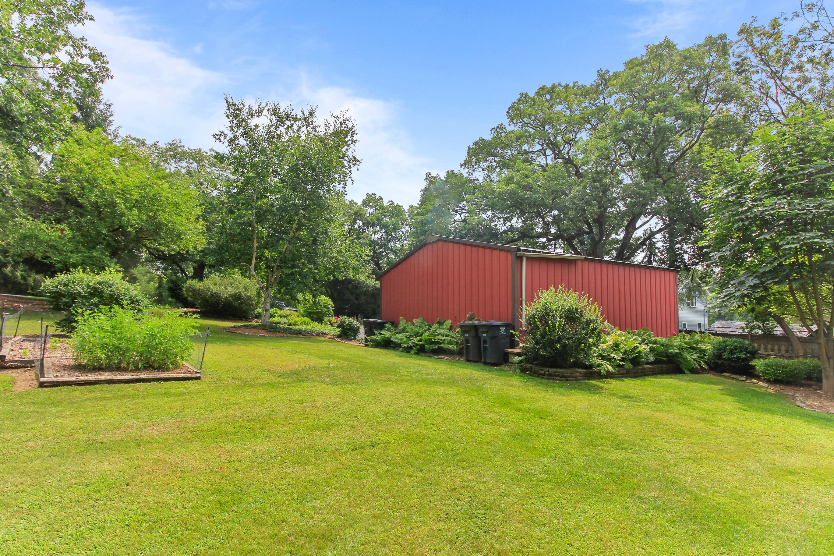 Wisconsin Lake Home for sale (MLS#: 1930549) at N8991  Miramar Dr N8993, in East Troy, Wisconsin. (31 of 84)
