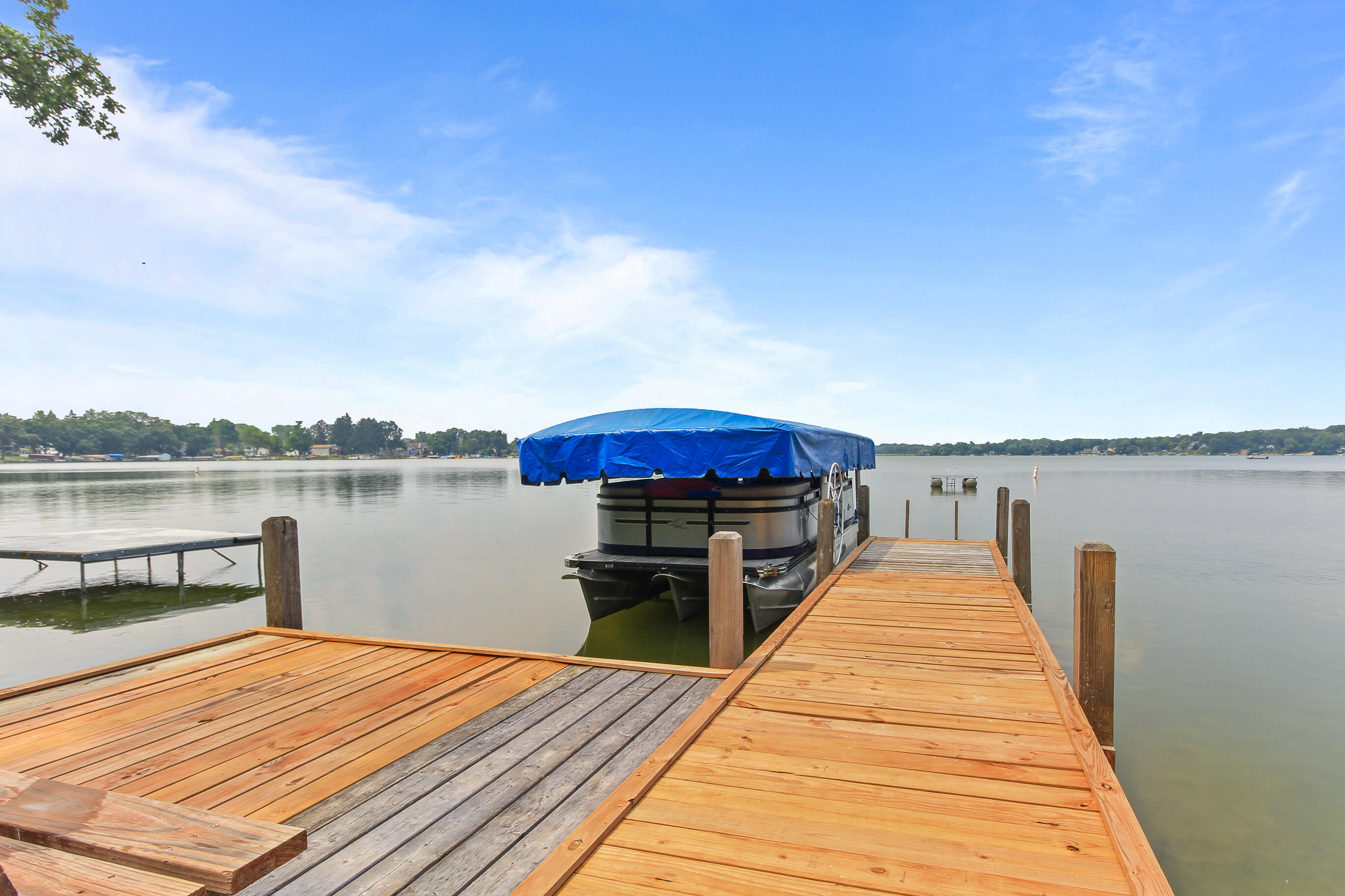 Wisconsin Lake Home for sale (MLS#: 1930549) at N8991  Miramar Dr N8993, in East Troy, Wisconsin. (37 of 84)