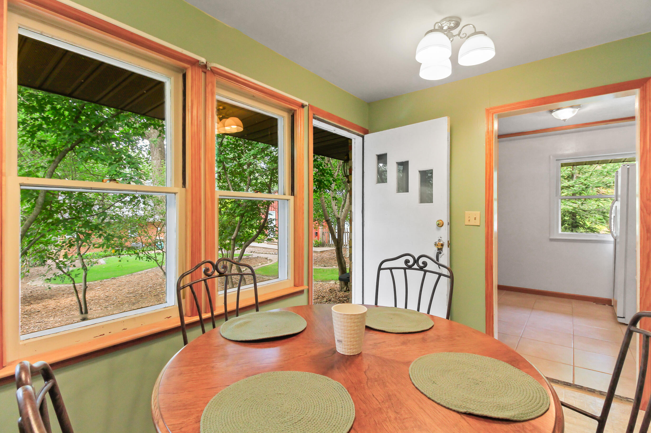 Wisconsin Lake Home for sale (MLS#: 1930549) at N8991  Miramar Dr N8993, in East Troy, Wisconsin. (59 of 84)