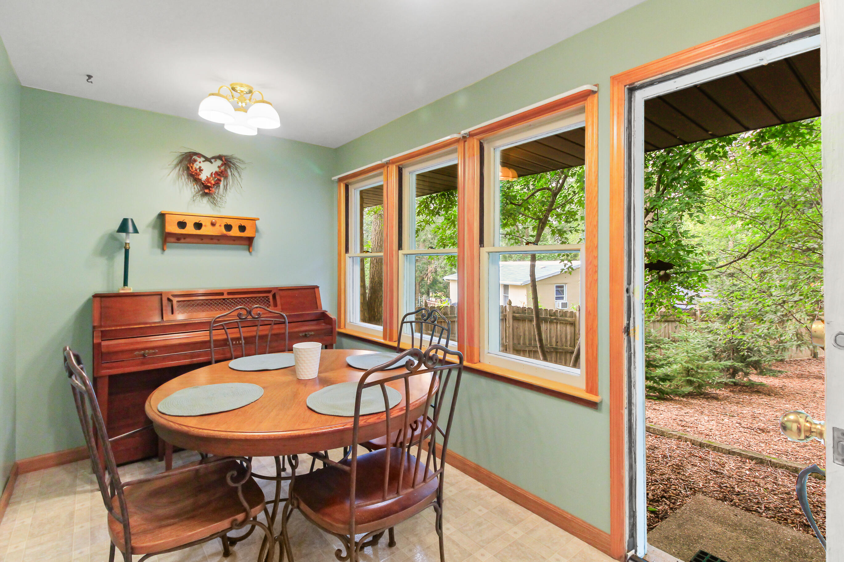 Wisconsin Lake Home for sale (MLS#: 1930549) at N8991  Miramar Dr N8993, in East Troy, Wisconsin. (60 of 84)