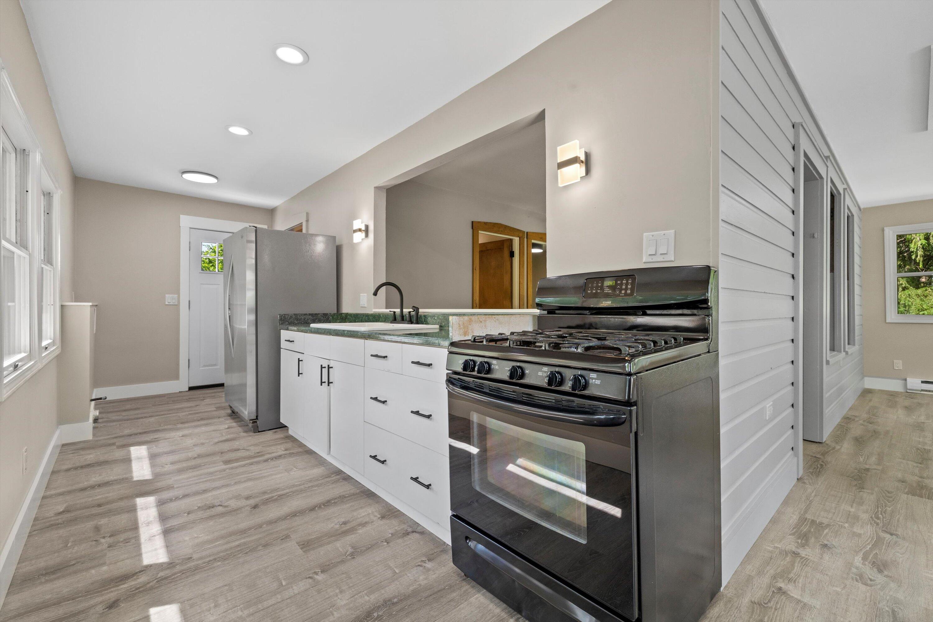 Wisconsin Lake Home for sale (MLS#: 1930775) at N3197  Gooseberry Rd, in Geneva, Wisconsin. (10 of 23)