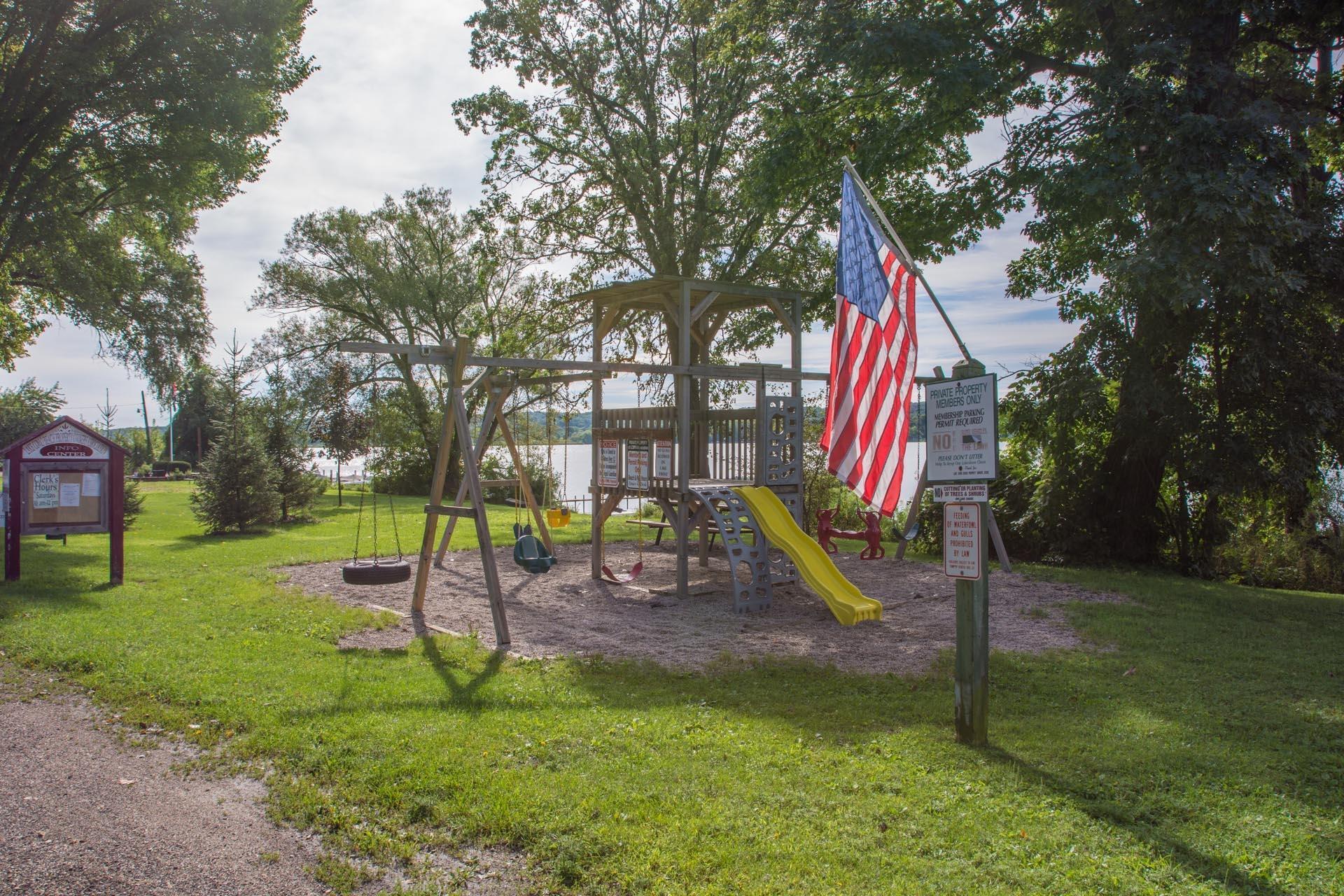 Wisconsin Lake Home for sale (MLS#: 1931027) at N3447  Walnut Rd, in Geneva, Wisconsin. (34 of 35)
