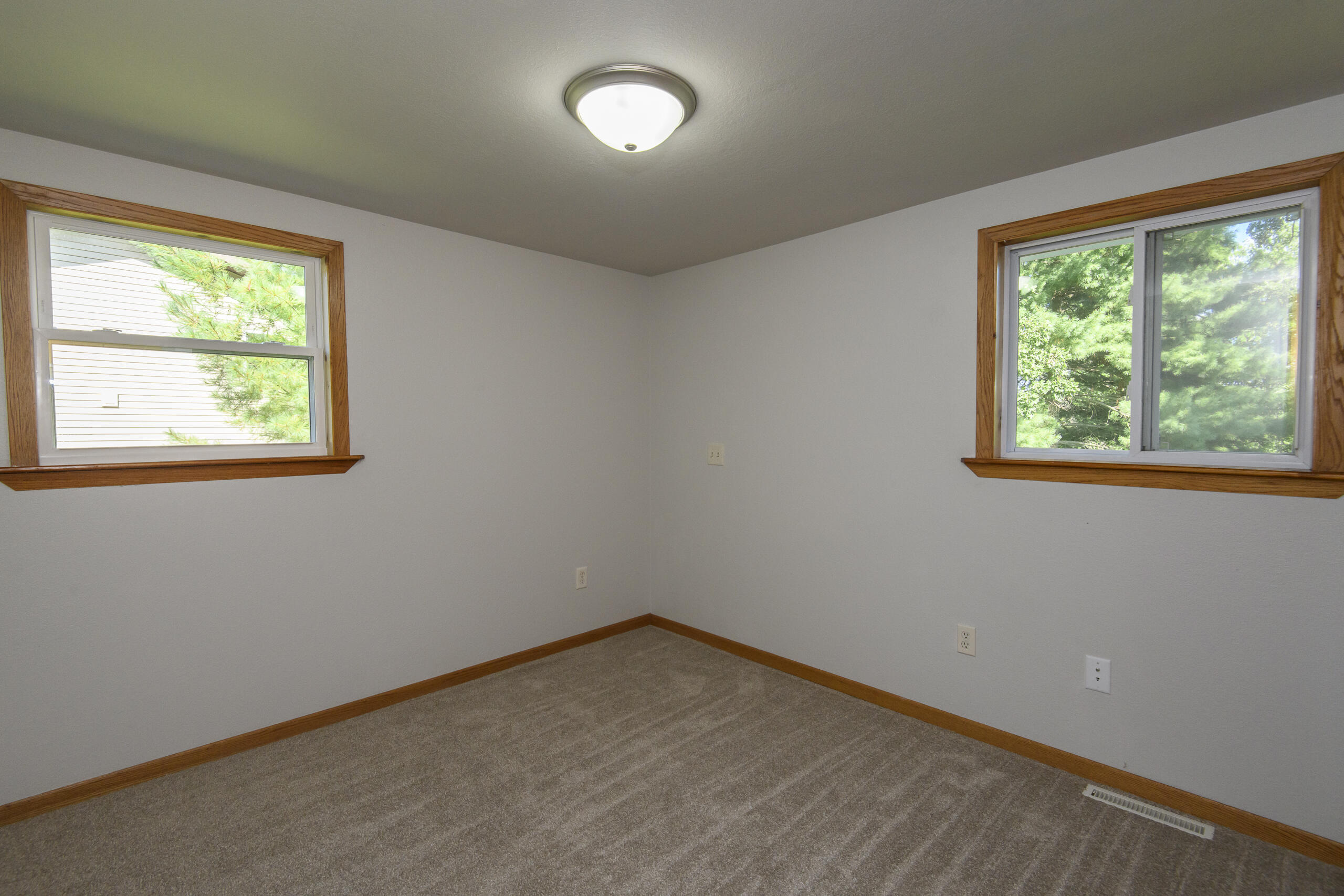 Wisconsin Lake Home for sale (MLS#: 1931060) at N2006  River Oaks Rd, in Portland, Wisconsin. (14 of 28)
