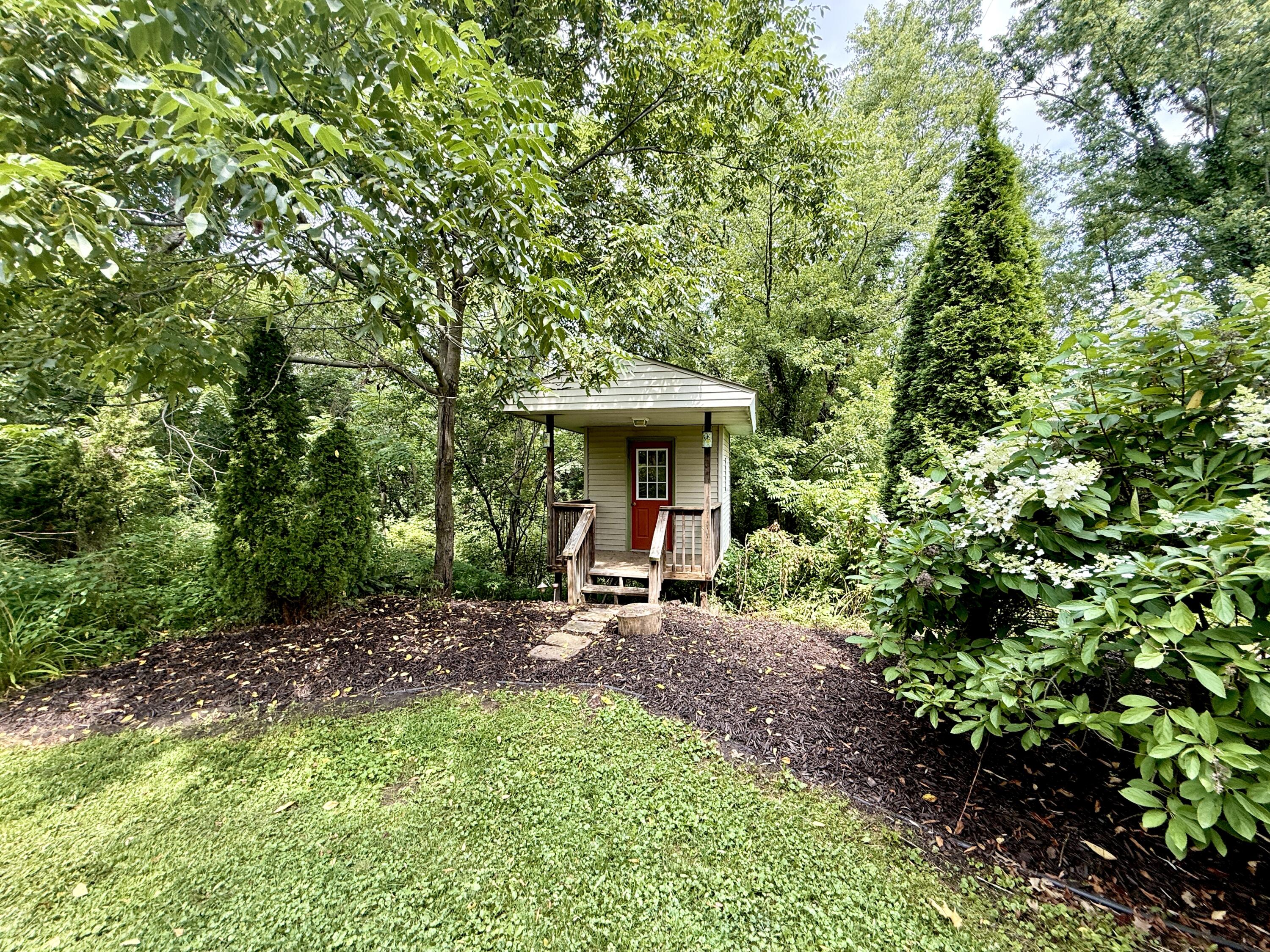 Wisconsin Lake Home for sale (MLS#: 1931067) at 715  Lee Dr, in West Salem, Wisconsin. (40 of 53)