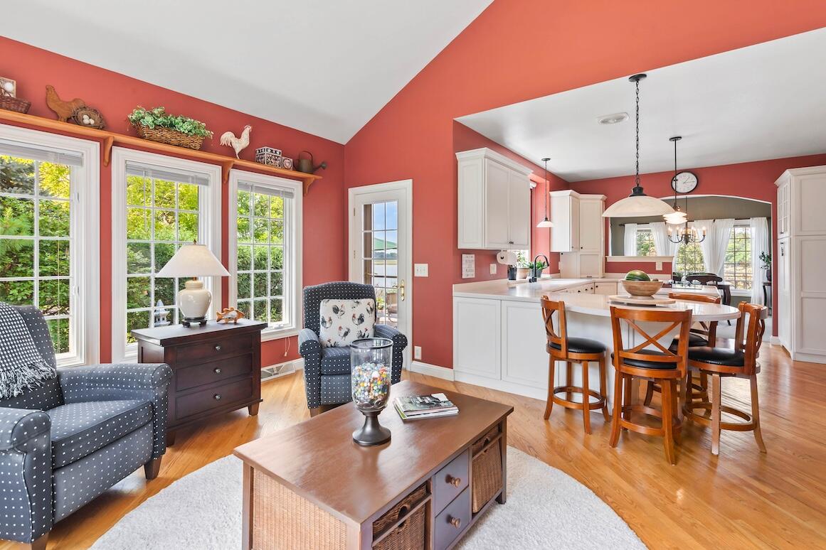 Wisconsin Lake Home for sale (MLS#: 1931115) at W377S3439  Lake Dr, in Ottawa, Wisconsin. (16 of 90)