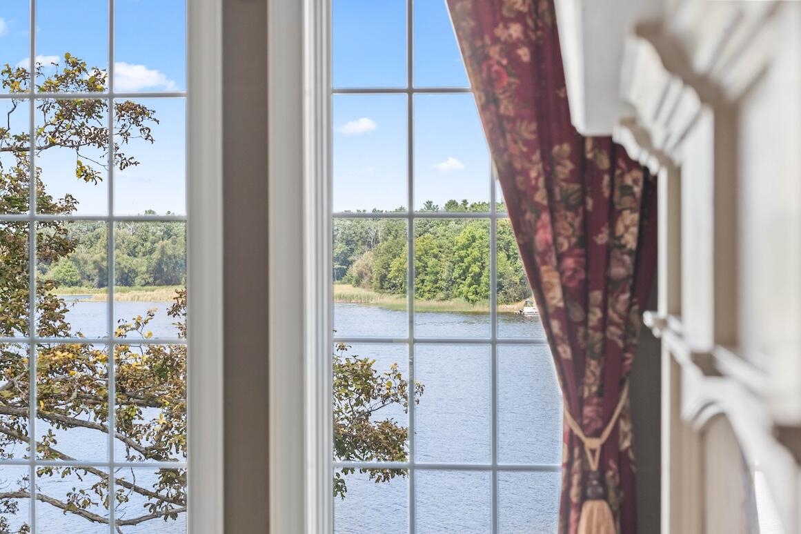 Wisconsin Lake Home for sale (MLS#: 1931115) at W377S3439  Lake Dr, in Ottawa, Wisconsin. (33 of 90)