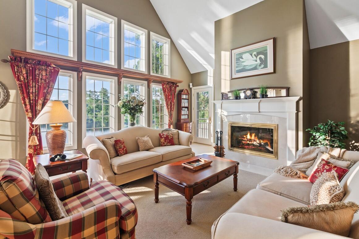 Wisconsin Lake Home for sale (MLS#: 1931115) at W377S3439  Lake Dr, in Ottawa, Wisconsin. (6 of 90)