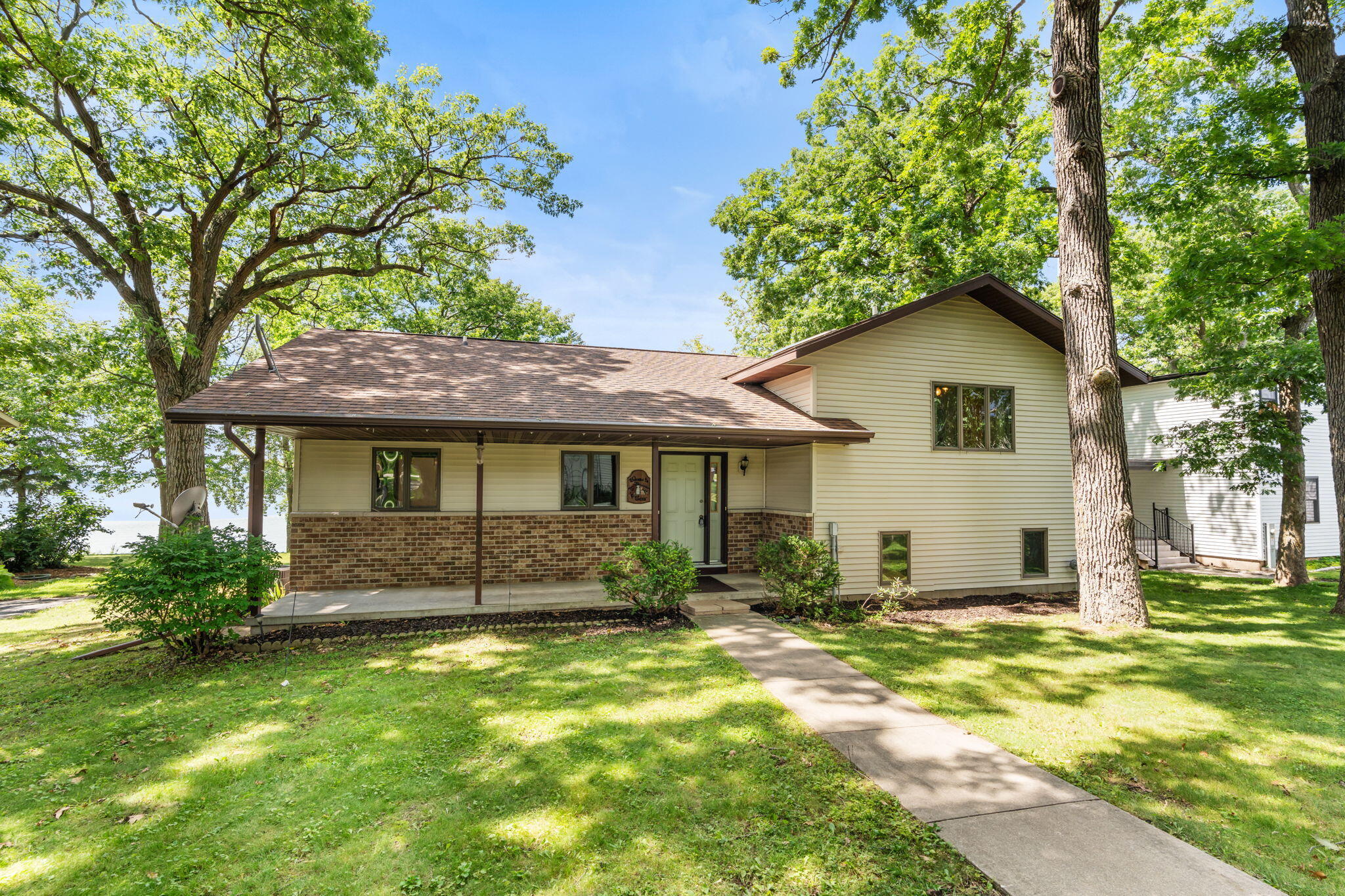 Wisconsin Lake Home for sale (MLS#: 1931303) at N2981 E Little Green Rd, in Green Lake, Wisconsin. (2 of 39)