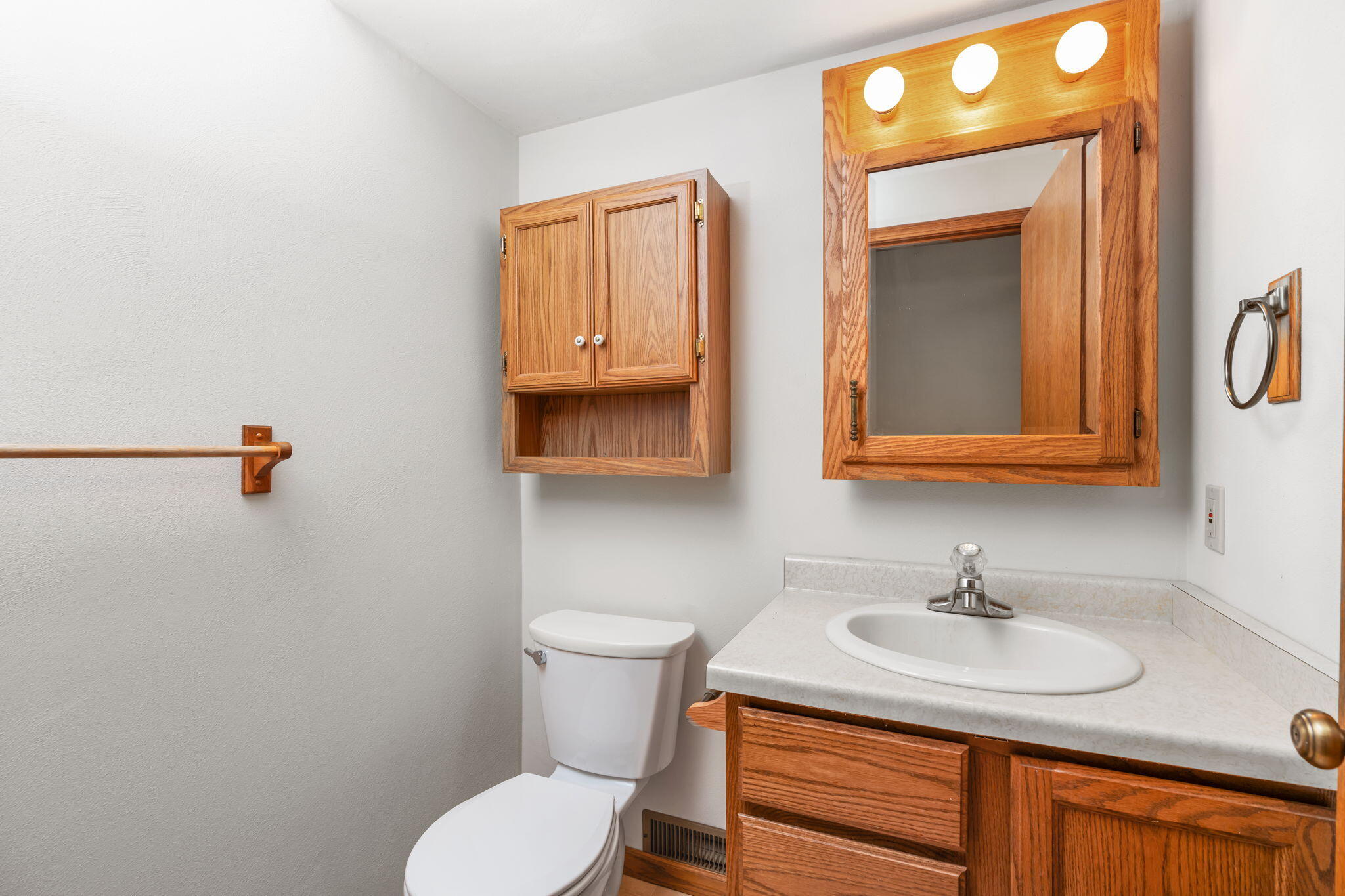 Wisconsin Lake Home for sale (MLS#: 1931303) at N2981 E Little Green Rd, in Green Lake, Wisconsin. (25 of 39)