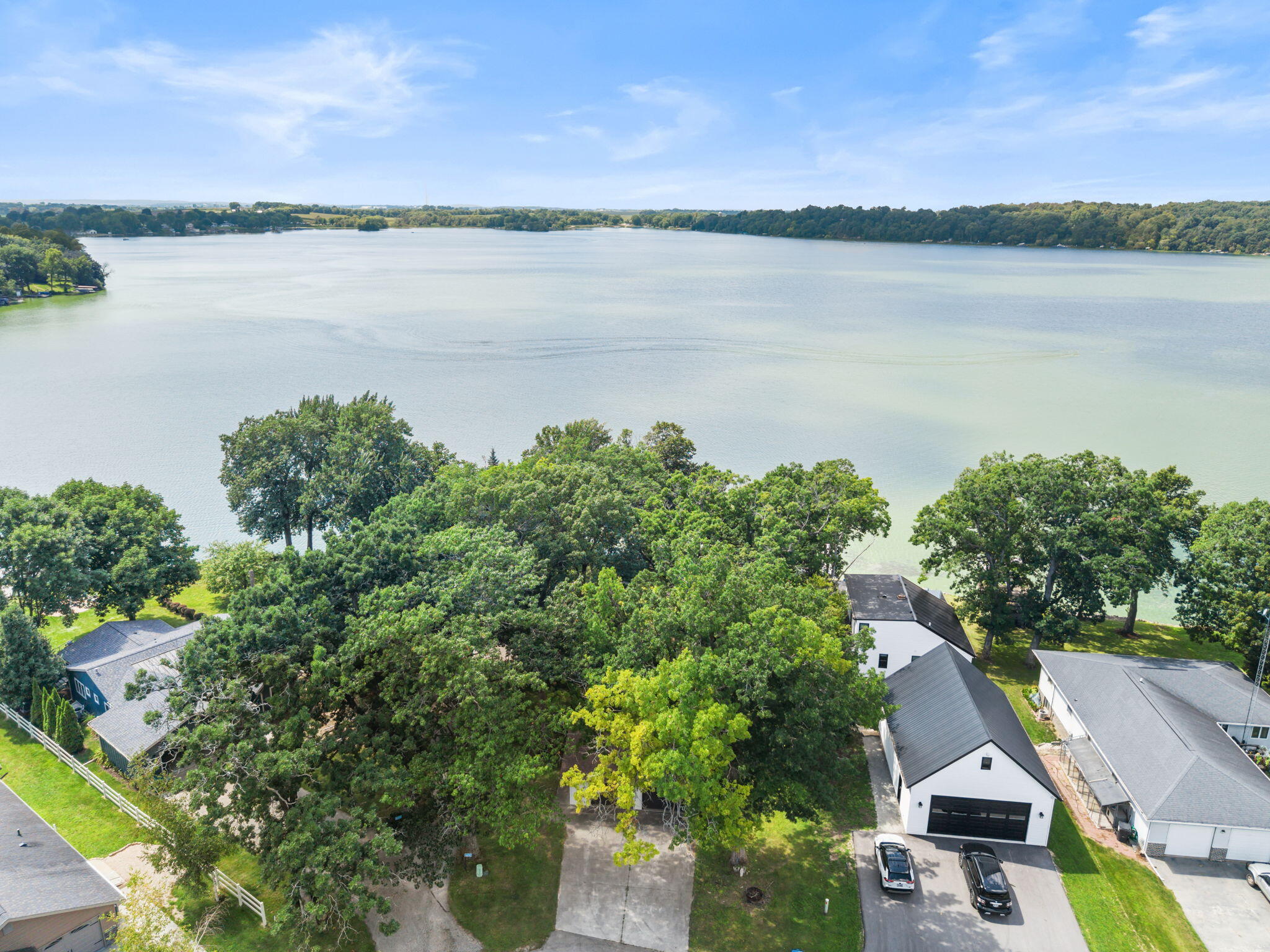 Wisconsin Lake Home for sale (MLS#: 1931303) at N2981 E Little Green Rd, in Green Lake, Wisconsin. (4 of 39)
