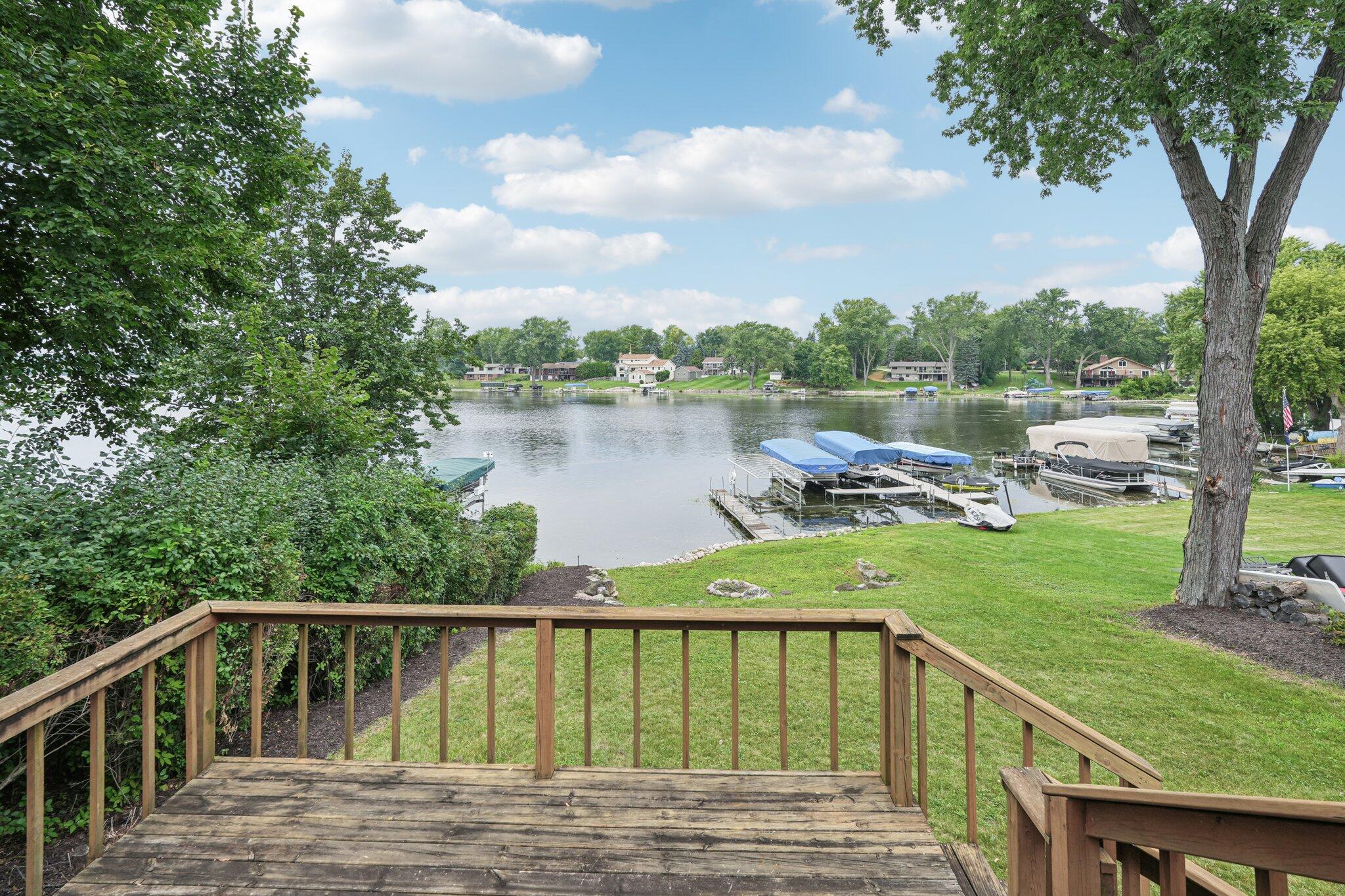Wisconsin Lake Home for sale (MLS#: 1931334) at S73W17268  LAKE Dr, in Muskego, Wisconsin. (38 of 53)