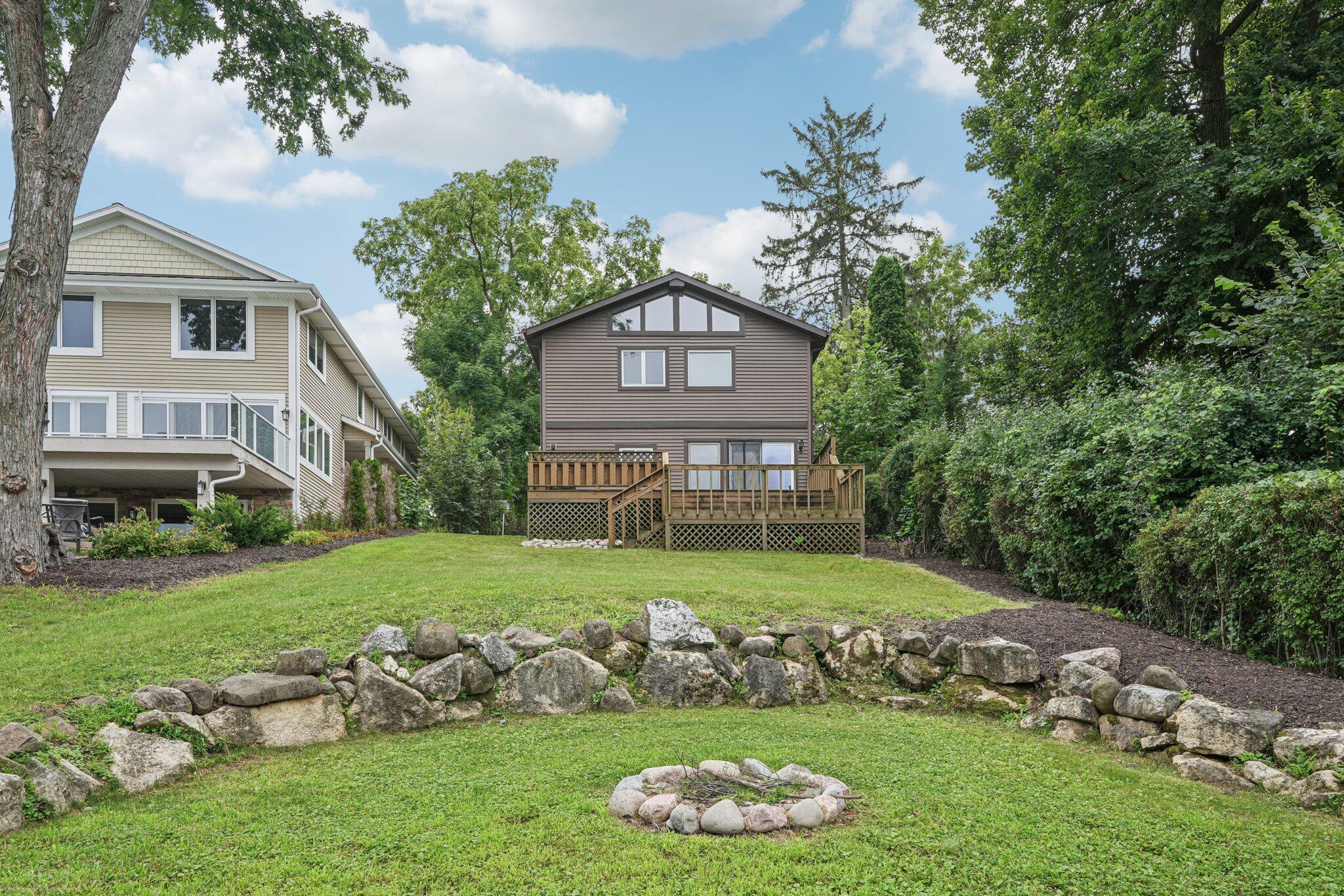 Wisconsin Lake Home for sale (MLS#: 1931334) at S73W17268  LAKE Dr, in Muskego, Wisconsin. (40 of 53)