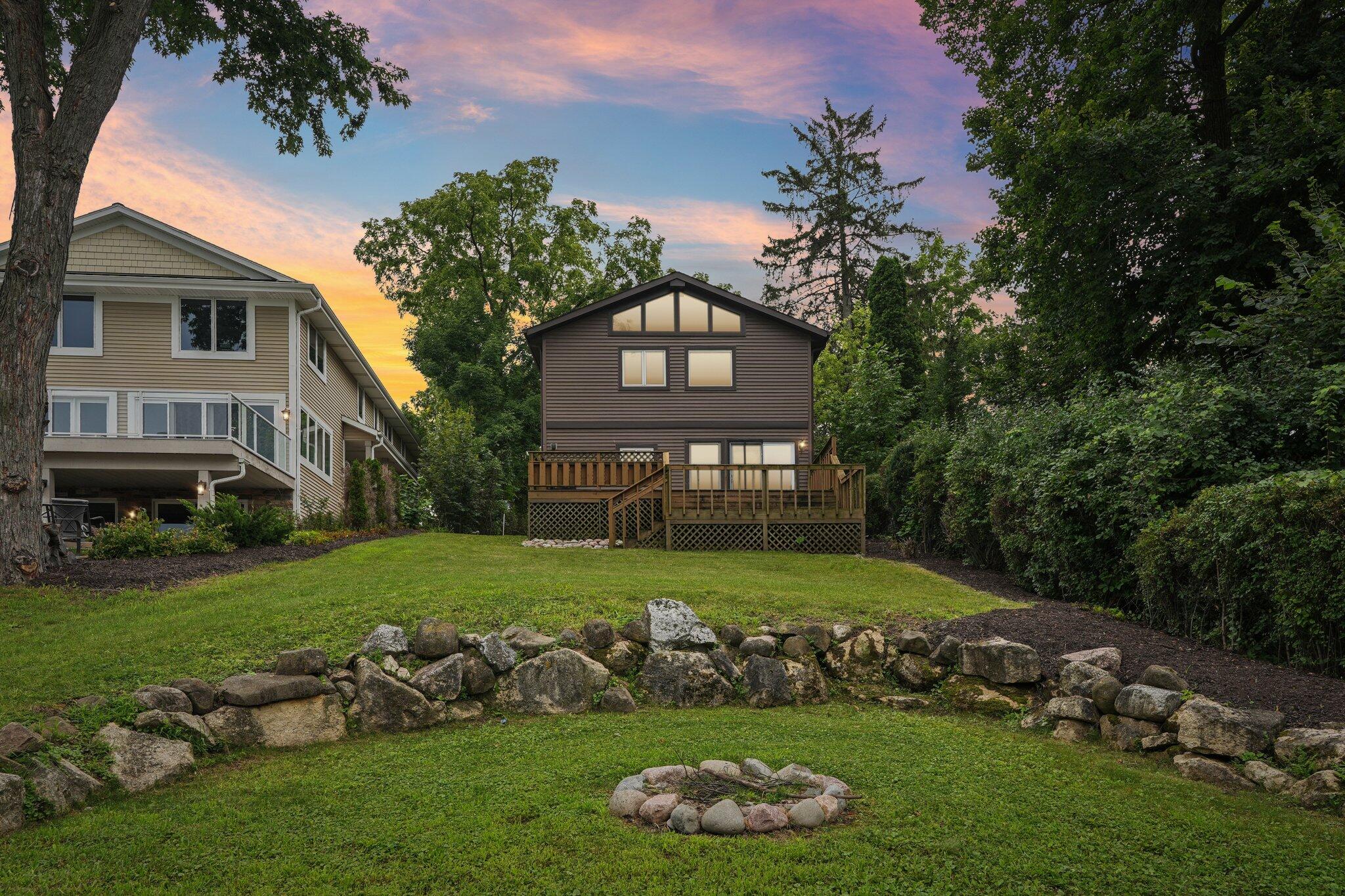 Wisconsin Lake Home for sale (MLS#: 1931334) at S73W17268  LAKE Dr, in Muskego, Wisconsin. (41 of 53)