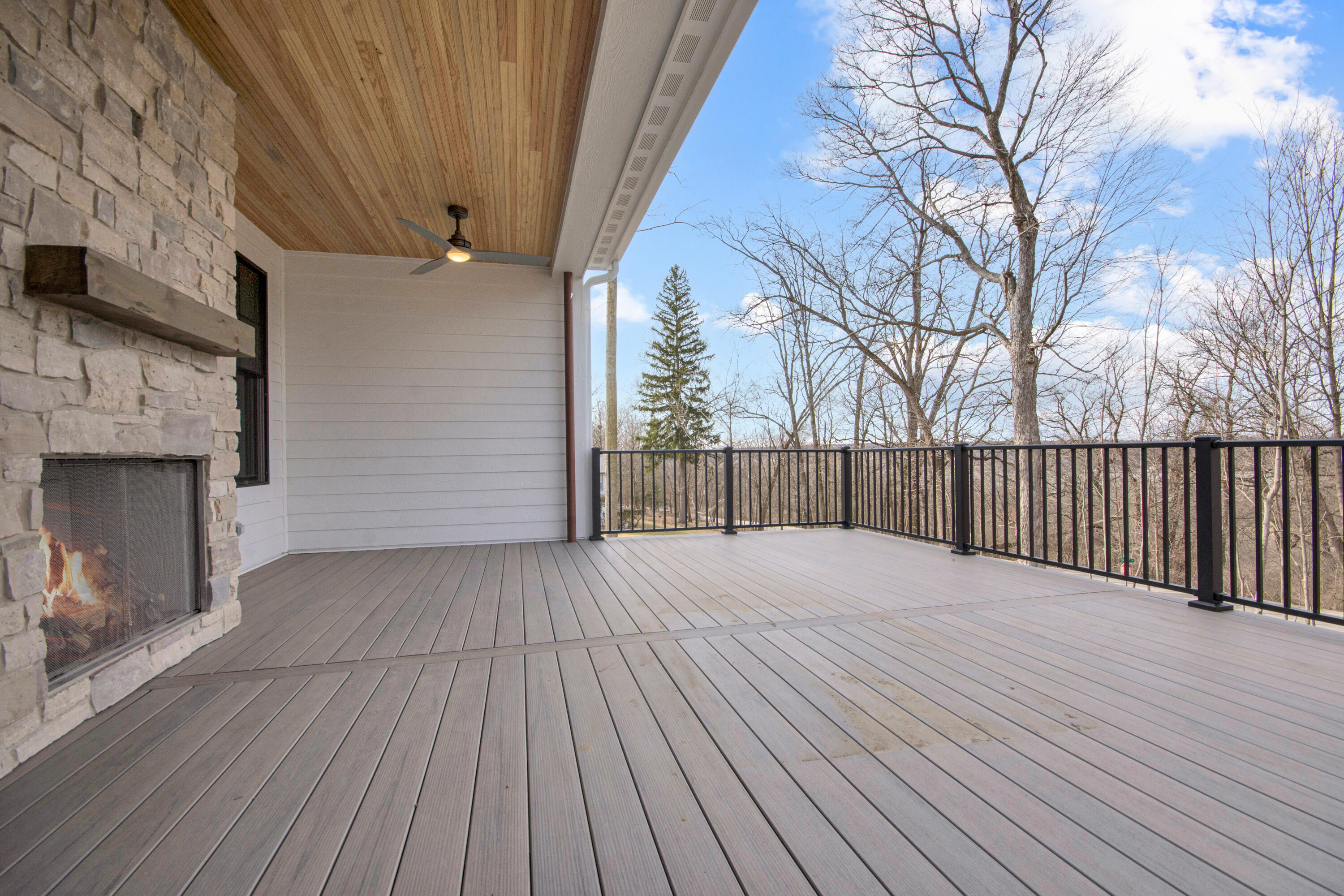 Wisconsin Lake Home for sale (MLS#: 1931362) at N2692  Forest Dr, in Geneva, Wisconsin. (40 of 46)