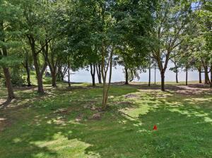 Wisconsin Lake Home for sale (MLS#: 1931522) at W343N6205 S Bayview Rd, in Lac La Belle, Wisconsin. (3 of 11)