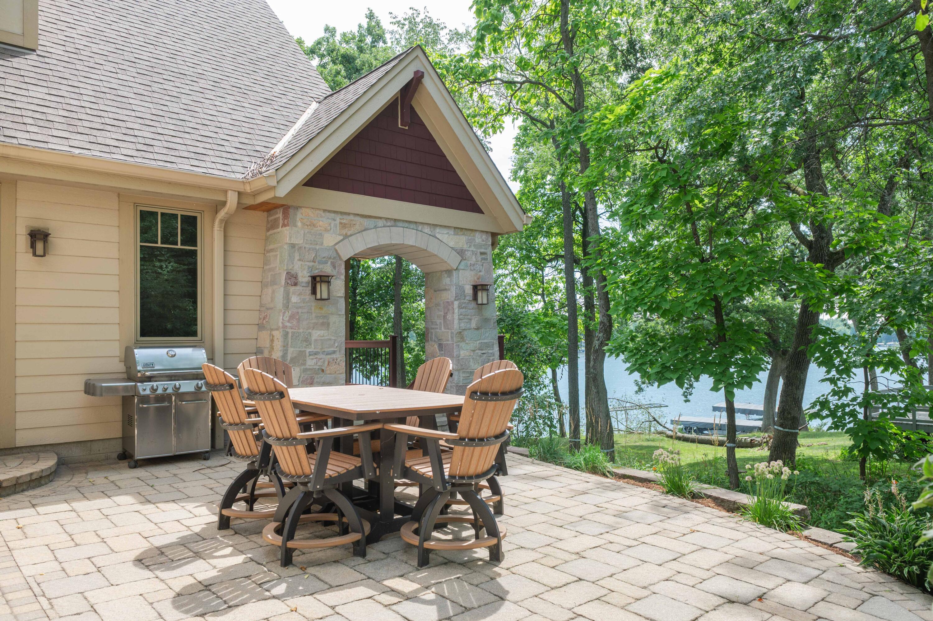 Wisconsin Lake Home for sale (MLS#: 1931627) at W342N5150  Road P -, in Oconomowoc, Wisconsin. (11 of 53)