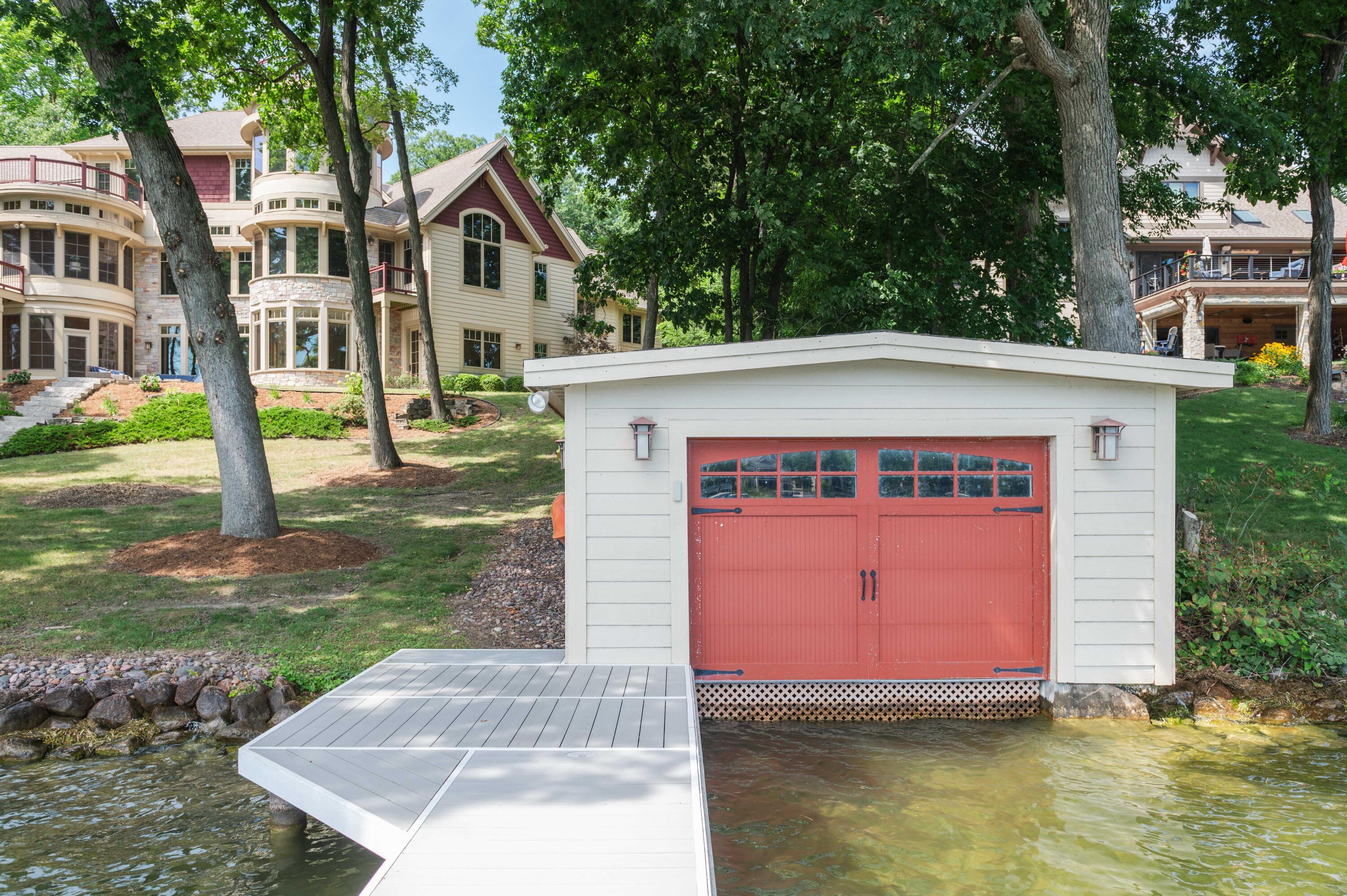 Wisconsin Lake Home for sale (MLS#: 1931627) at W342N5150  Road P -, in Oconomowoc, Wisconsin. (4 of 53)