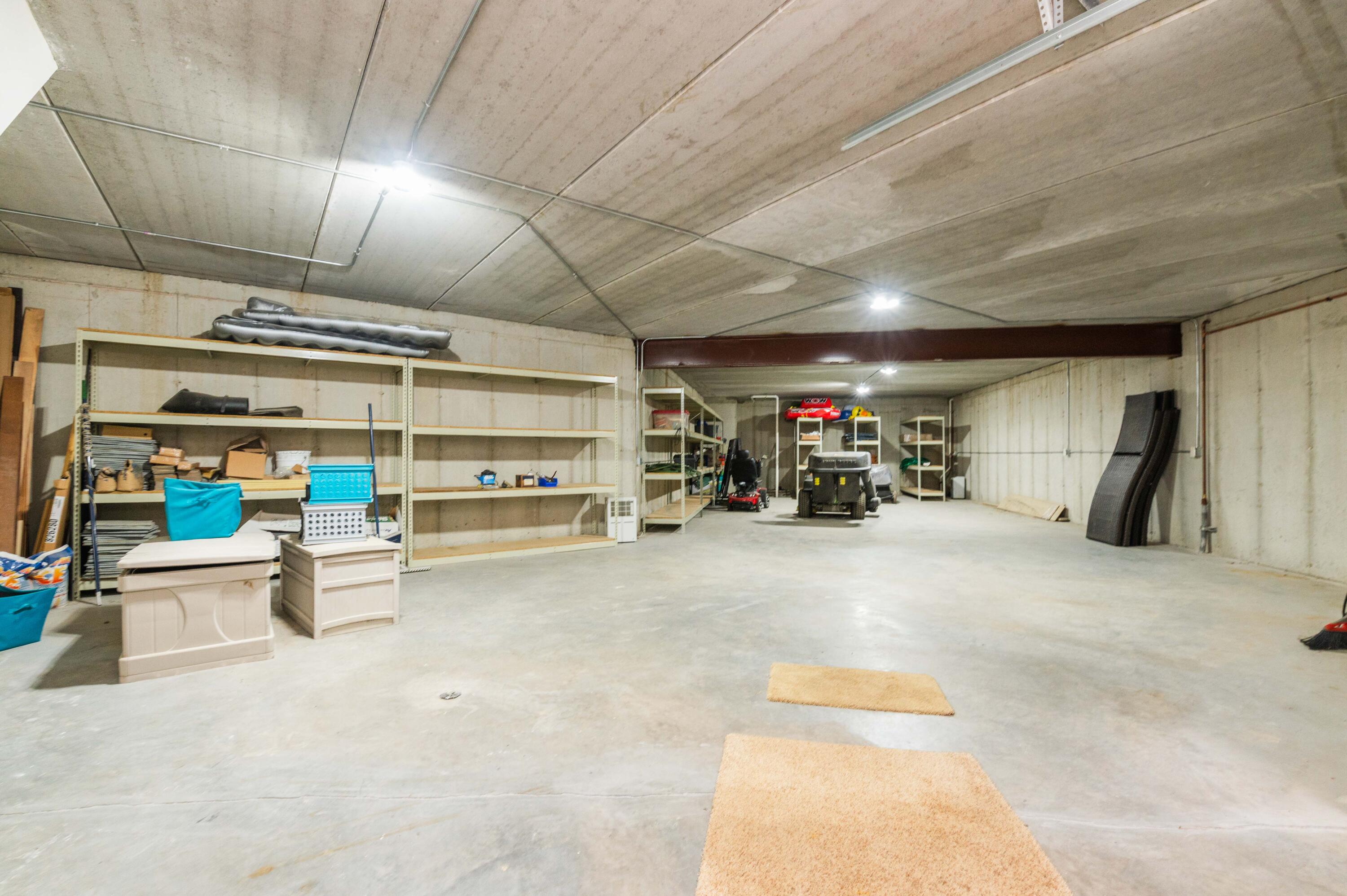 Wisconsin Lake Home for sale (MLS#: 1931627) at W342N5150  Road P -, in Oconomowoc, Wisconsin. (41 of 53)