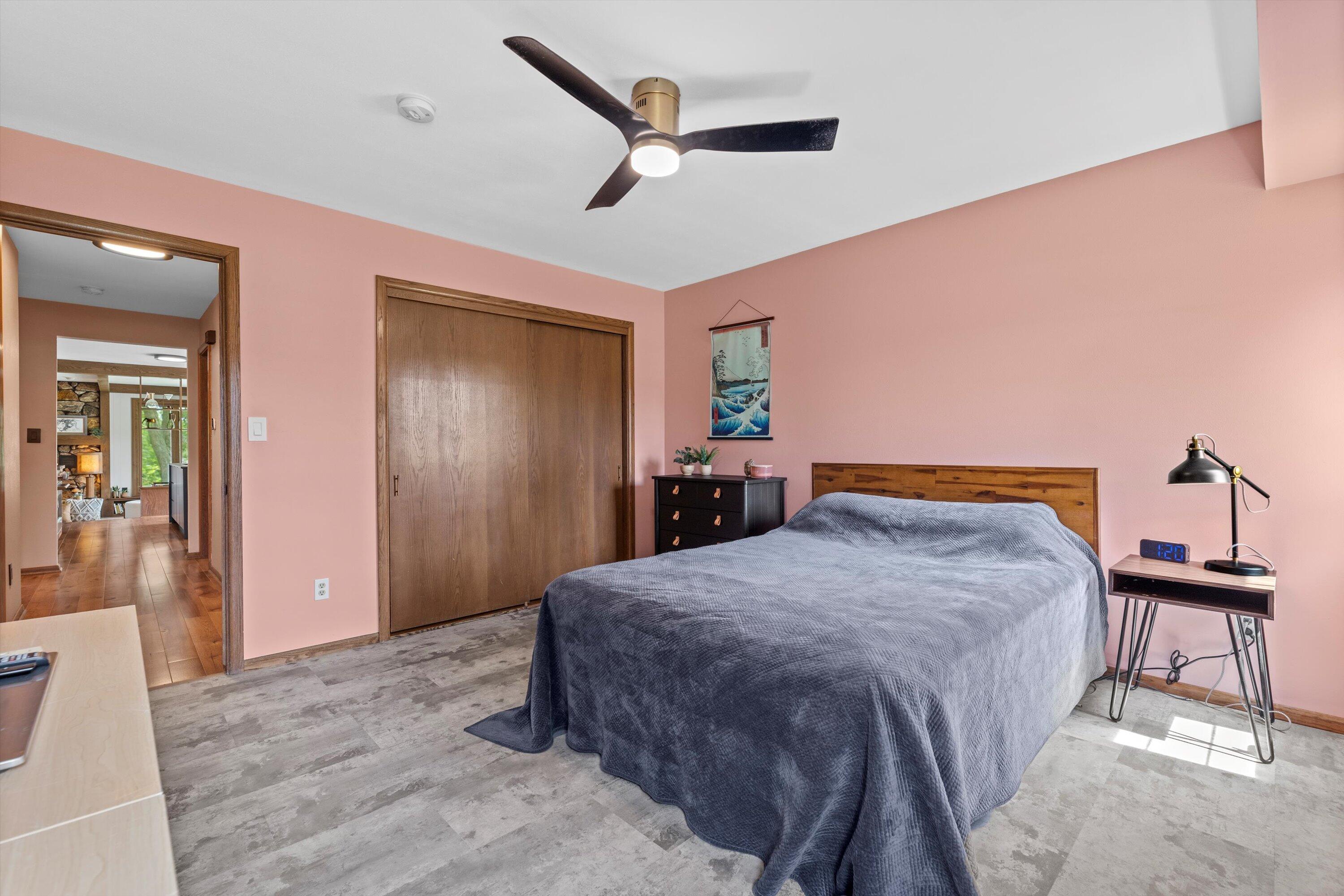 Wisconsin Lake Home for sale (MLS#: 1931688) at S76W12739  Cambridge Ct, in Muskego, Wisconsin. (39 of 62)