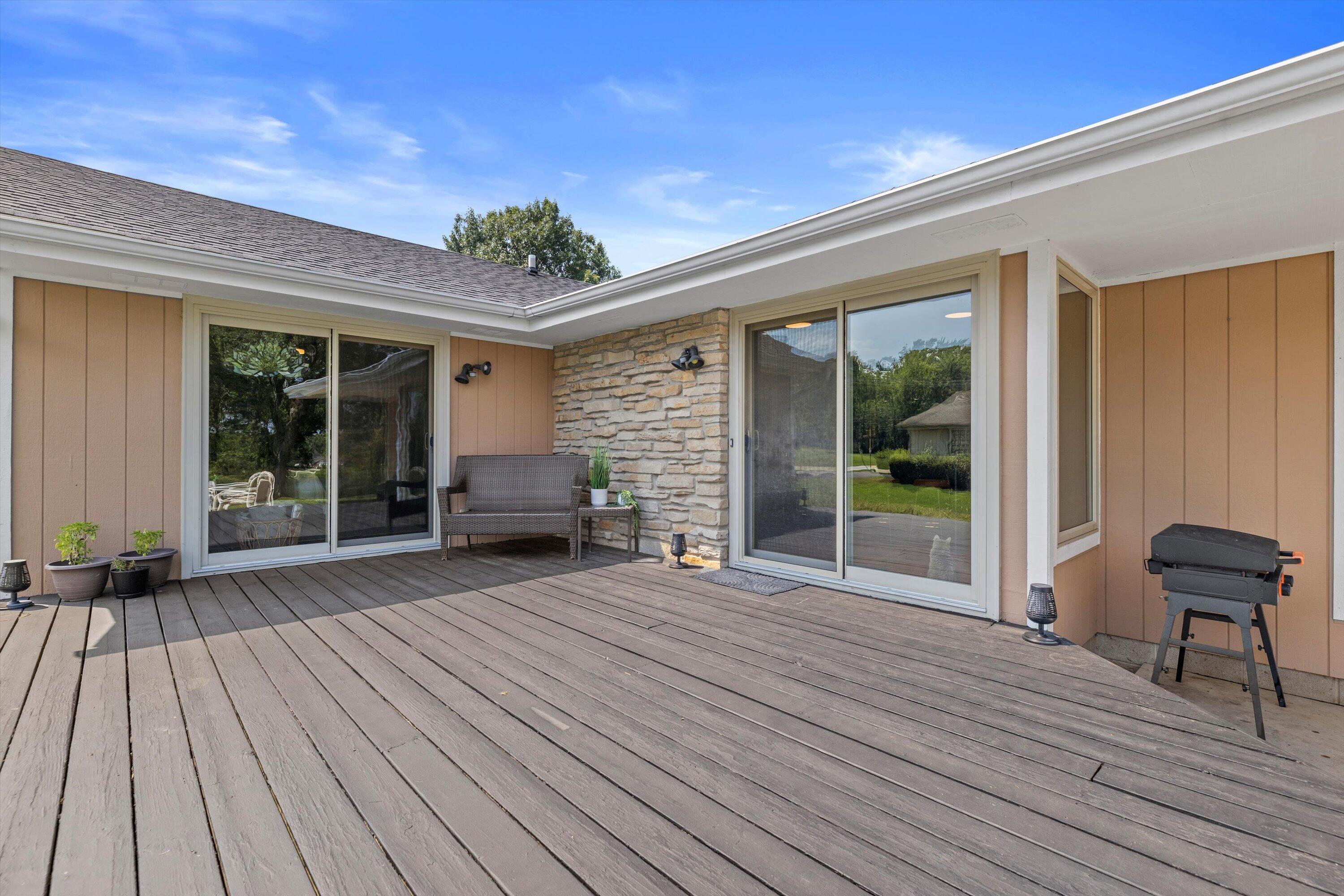 Wisconsin Lake Home for sale (MLS#: 1931688) at S76W12739  Cambridge Ct, in Muskego, Wisconsin. (45 of 62)