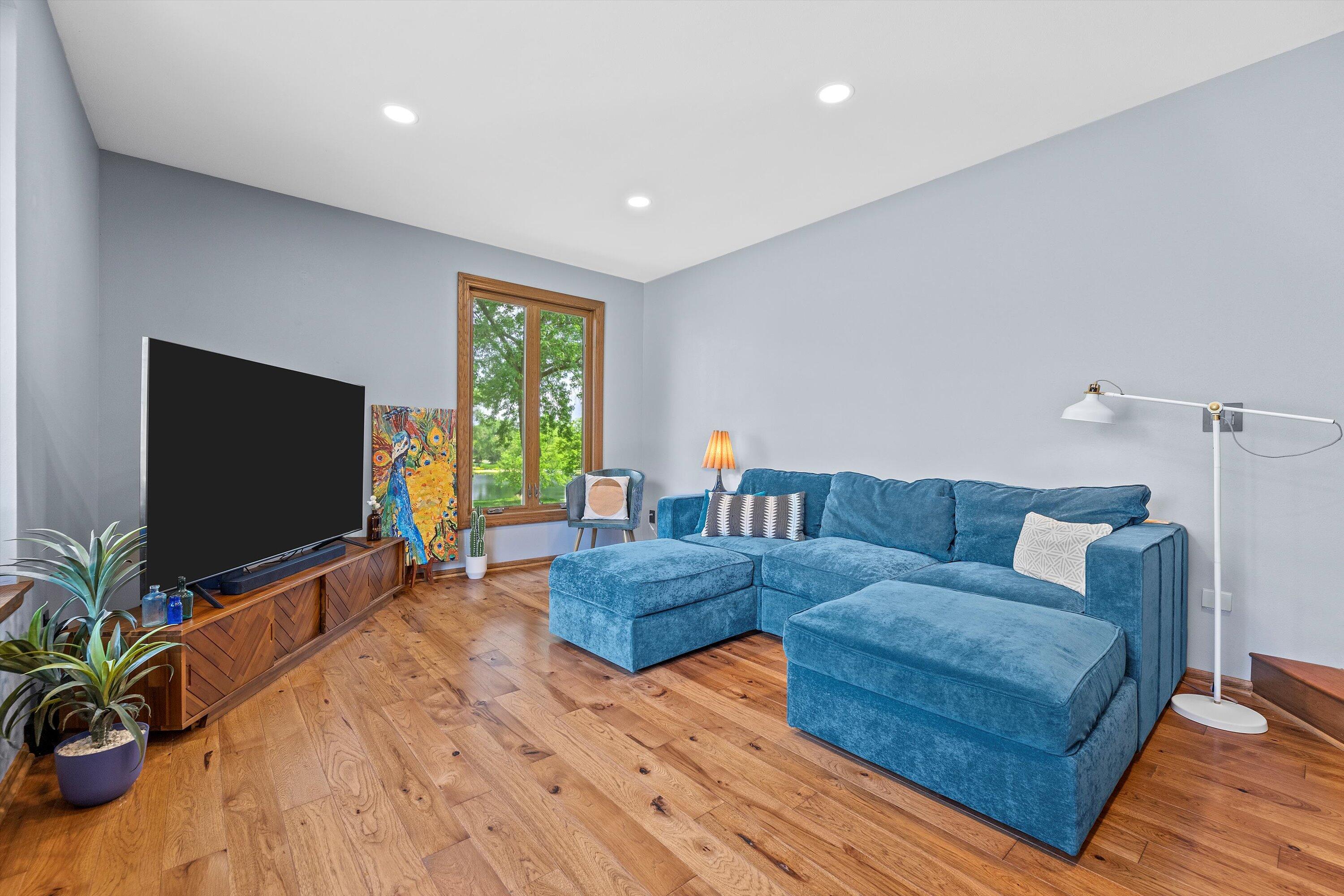 Wisconsin Lake Home for sale (MLS#: 1931688) at S76W12739  Cambridge Ct, in Muskego, Wisconsin. (10 of 62)