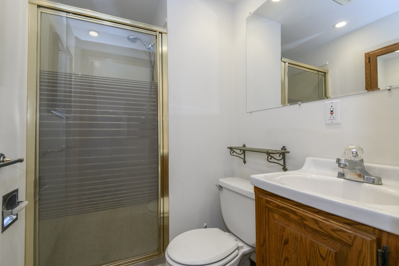 Wisconsin Lake Home for sale (MLS#: 1931801) at W302S10167  Oconee Dr, in Mukwonago, Wisconsin. (14 of 49)
