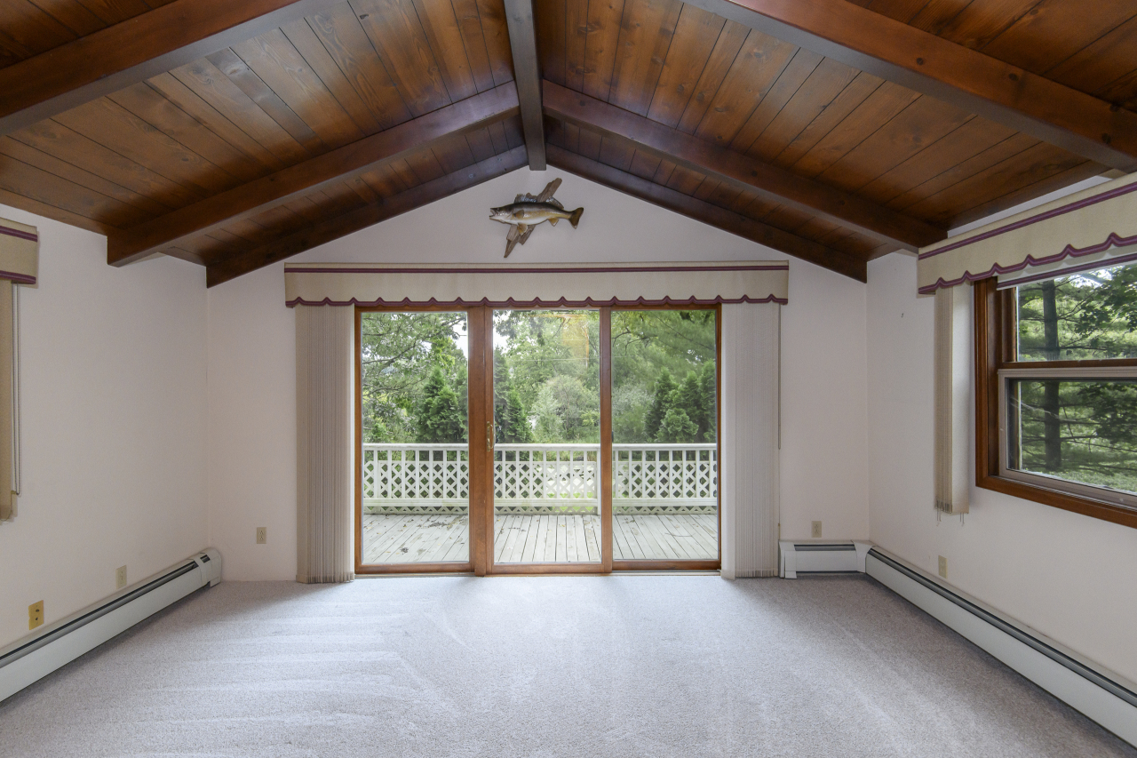 Wisconsin Lake Home for sale (MLS#: 1931801) at W302S10167  Oconee Dr, in Mukwonago, Wisconsin. (4 of 49)