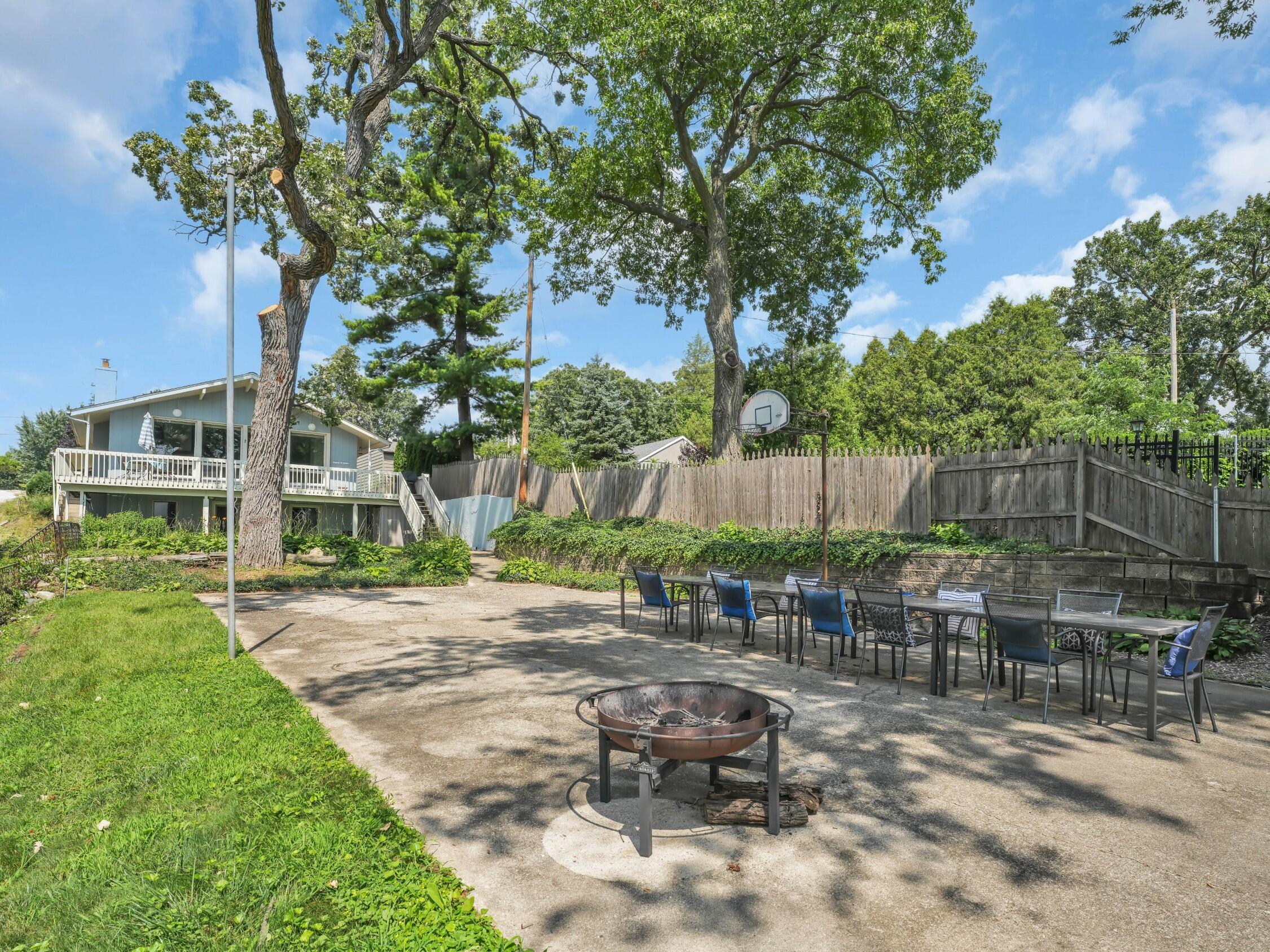Wisconsin Lake Home for sale (MLS#: 1931871) at W989  Miramar Dr, in East Troy, Wisconsin. (6 of 38)