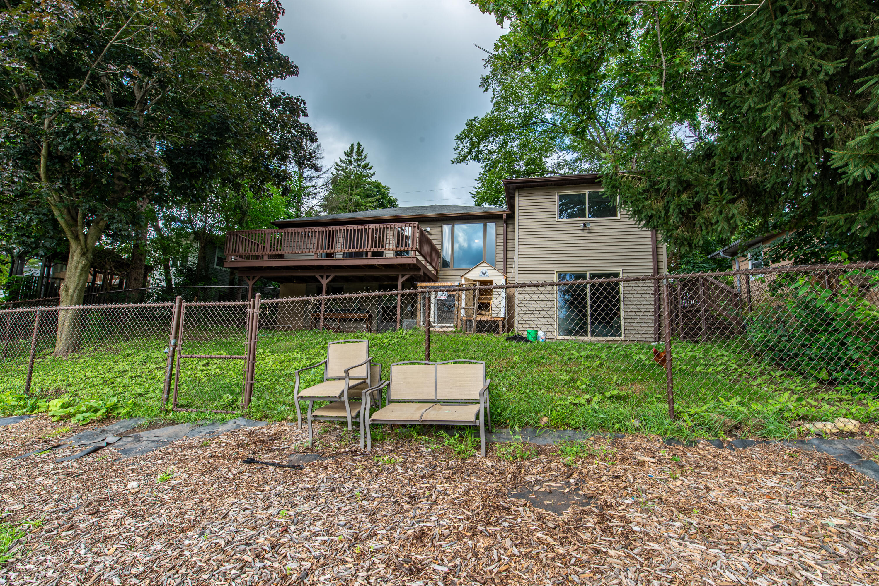 Wisconsin Lake Home for sale (MLS#: 1931966) at 503 S Front St, in Rochester, Wisconsin. (13 of 13)