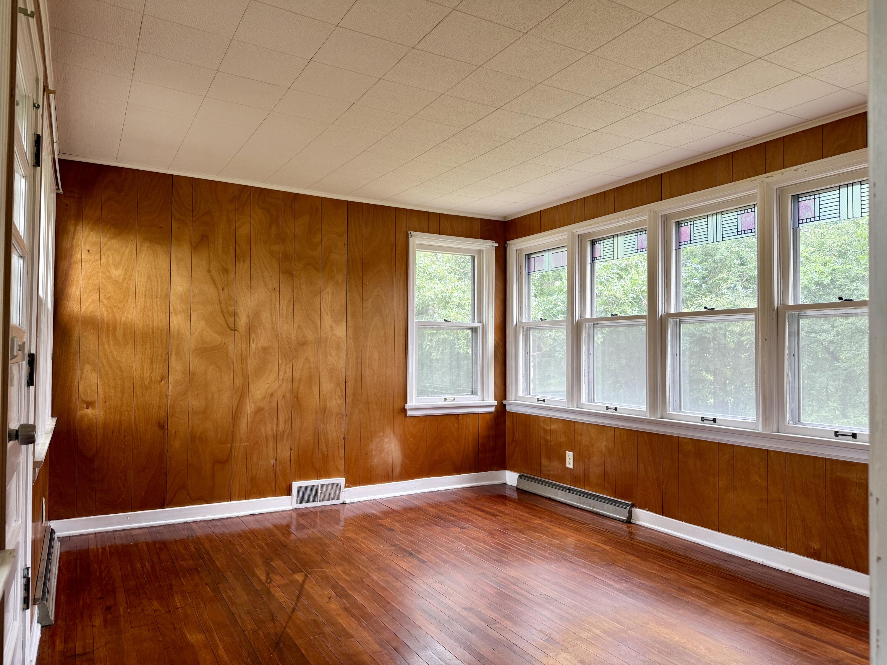 Wisconsin Lake Home for sale (MLS#: 1931987) at 148  Wolf Dr, in Dousman, Wisconsin. (9 of 26)