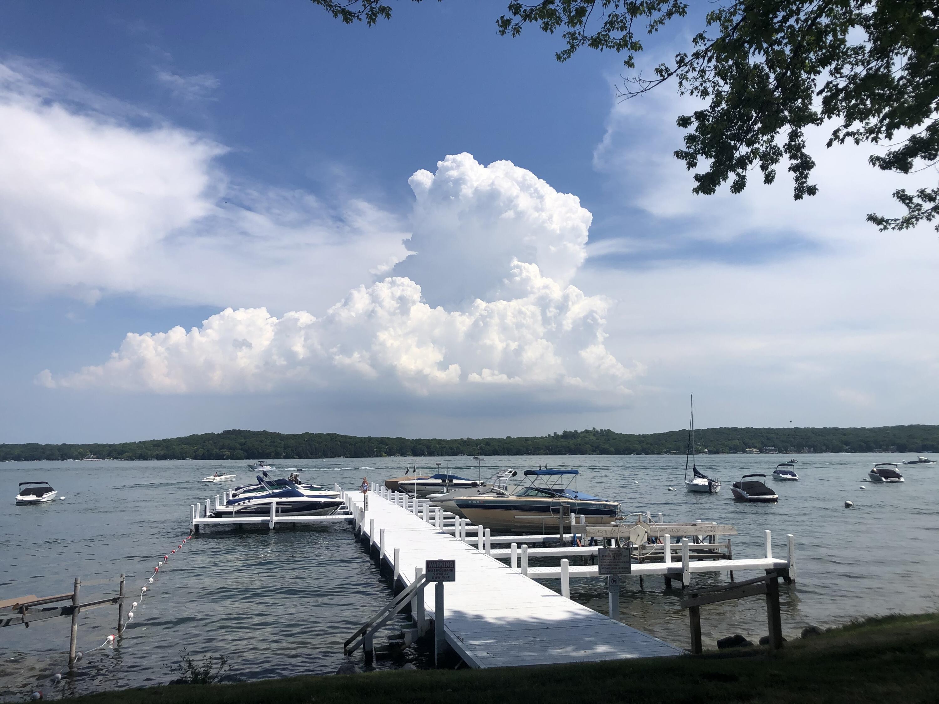 Wisconsin Lake Home for sale (MLS#: 1932034) at 5  Garfield Pkwy, in Williams Bay, Wisconsin. (2 of 52)
