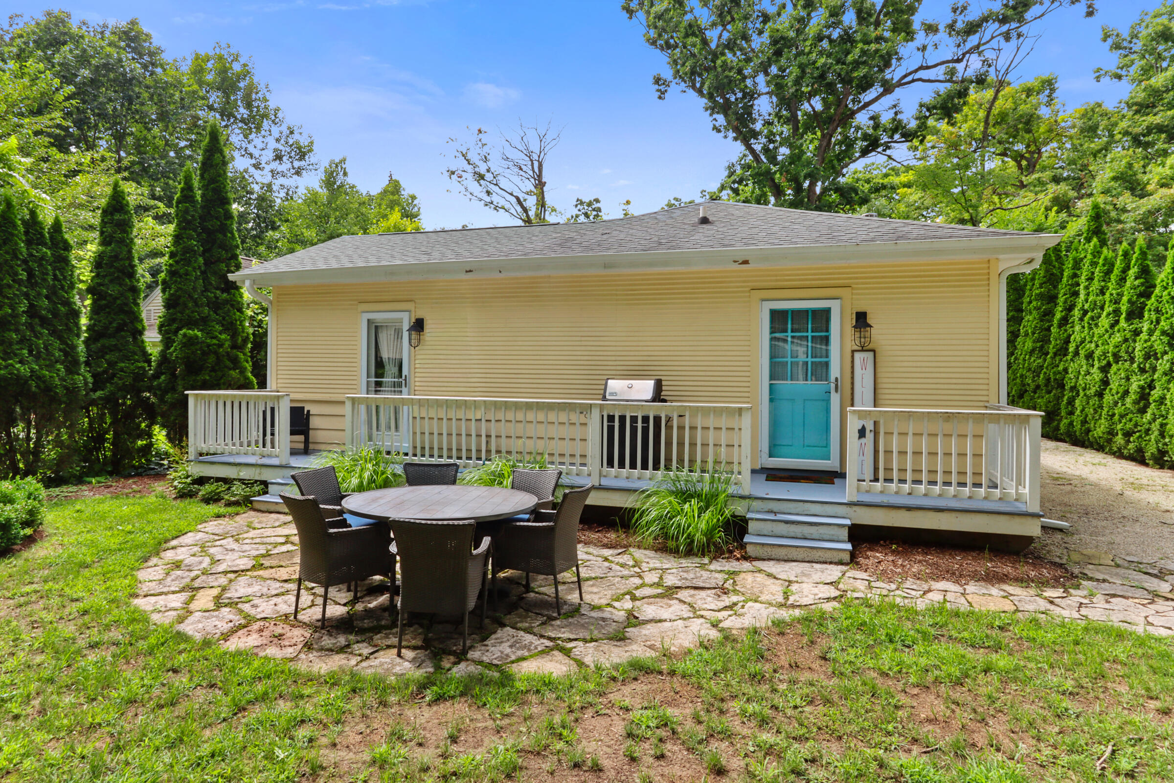 Wisconsin Lake Home for sale (MLS#: 1932034) at 5  Garfield Pkwy, in Williams Bay, Wisconsin. (40 of 52)
