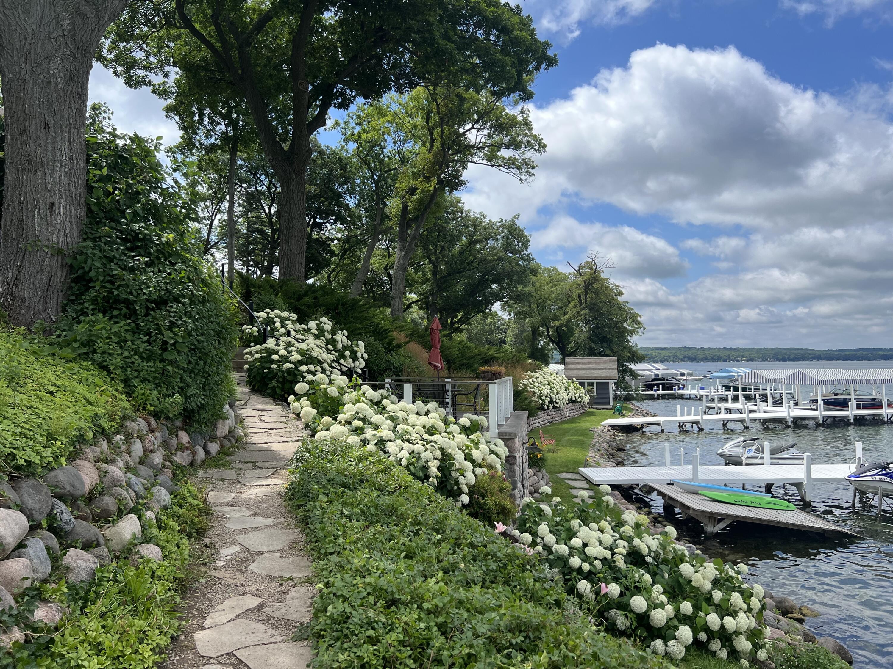 Wisconsin Lake Home for sale (MLS#: 1932034) at 5  Garfield Pkwy, in Williams Bay, Wisconsin. (46 of 52)