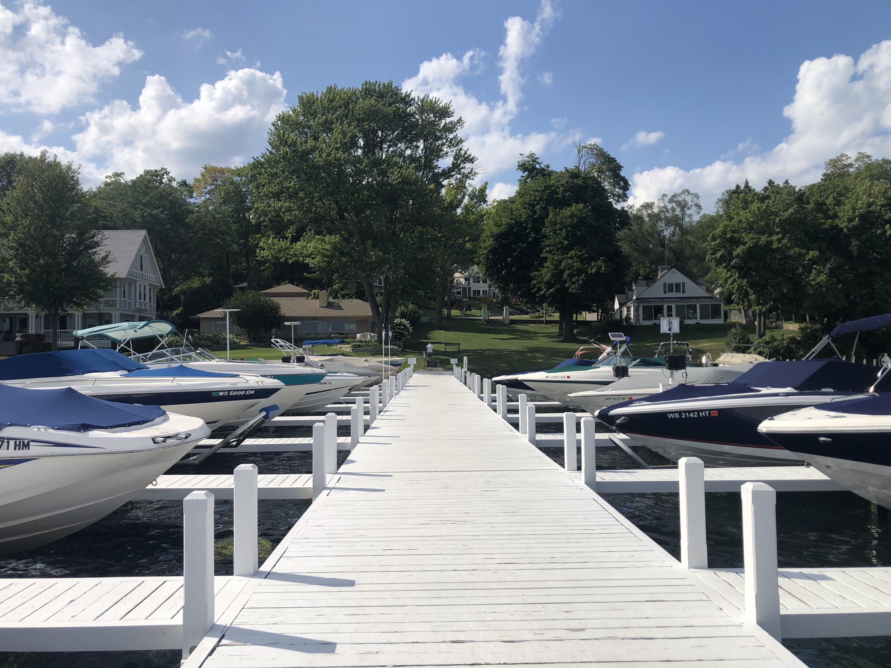 Wisconsin Lake Home for sale (MLS#: 1932034) at 5  Garfield Pkwy, in Williams Bay, Wisconsin. (47 of 52)