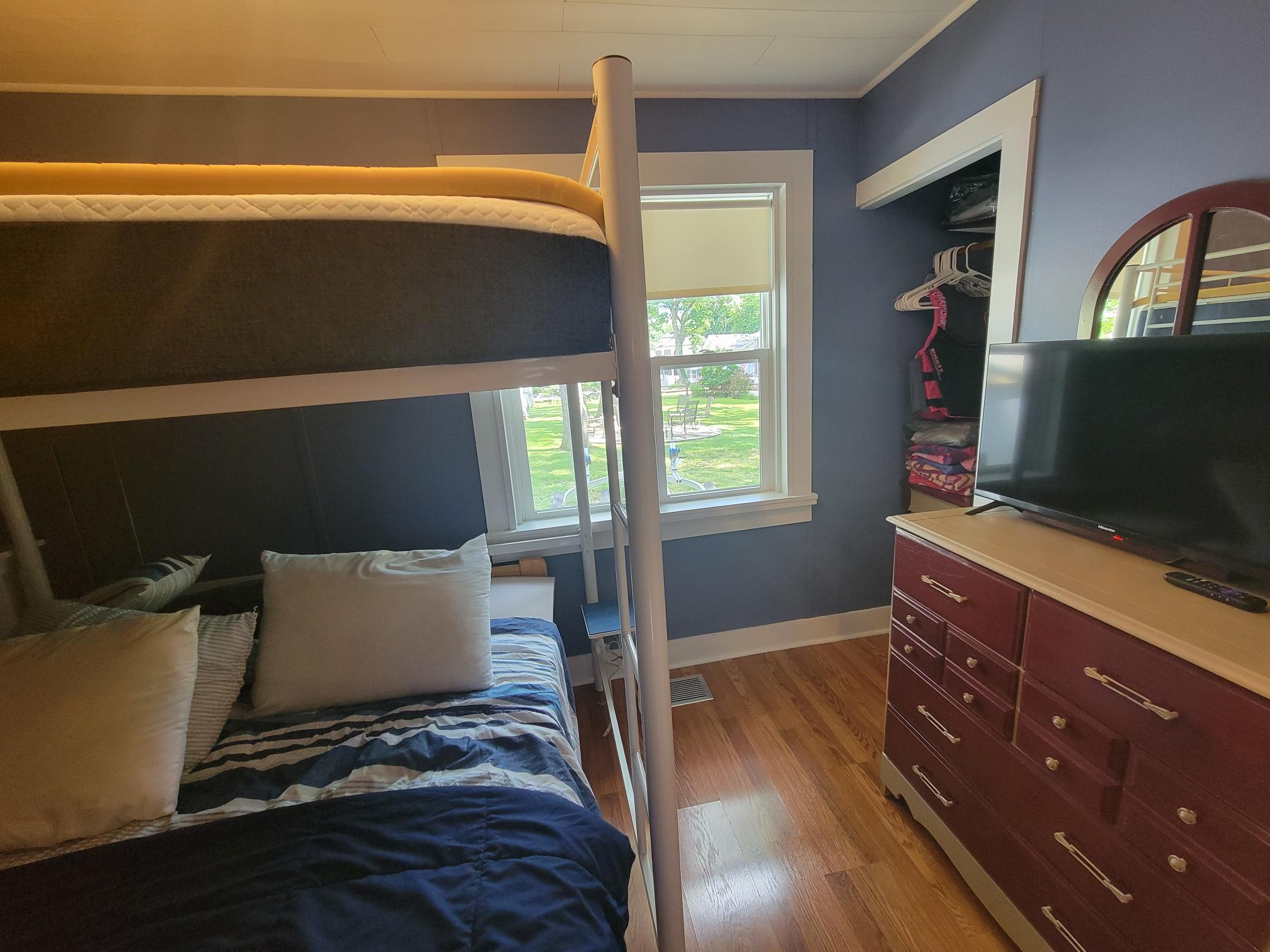 Wisconsin Lake Home for sale (MLS#: 1932181) at 1610  Jackson Park Dr, in Delavan, Wisconsin. (17 of 32)