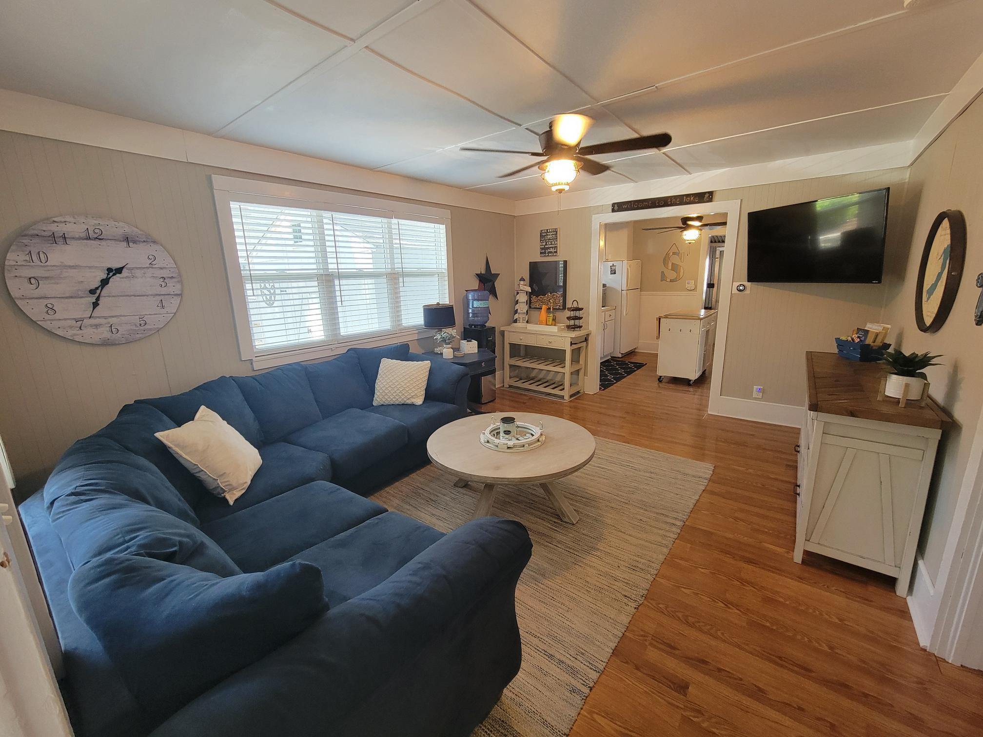 Wisconsin Lake Home for sale (MLS#: 1932181) at 1610  Jackson Park Dr, in Delavan, Wisconsin. (8 of 32)