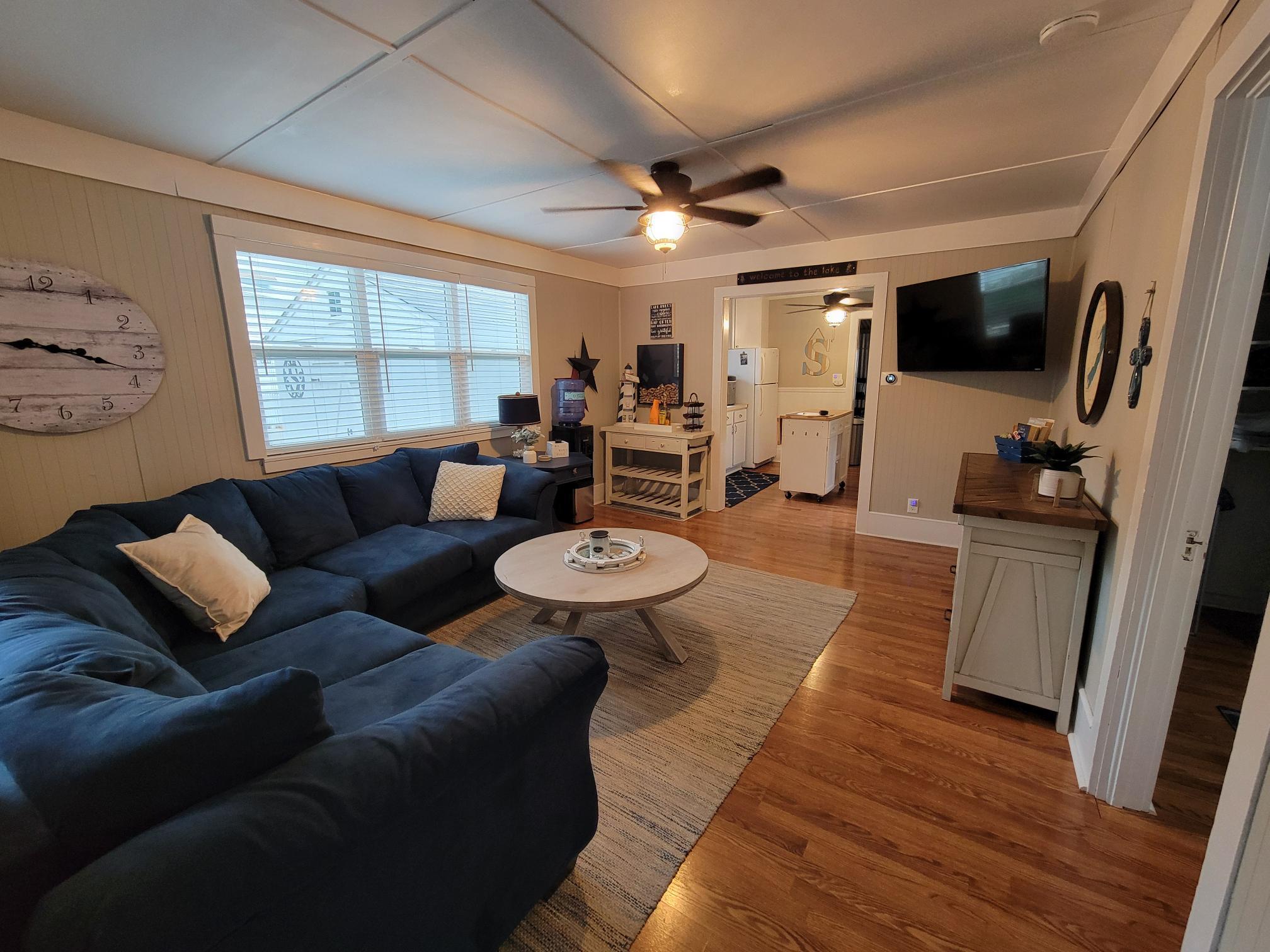 Wisconsin Lake Home for sale (MLS#: 1932181) at 1610  Jackson Park Dr, in Delavan, Wisconsin. (9 of 32)