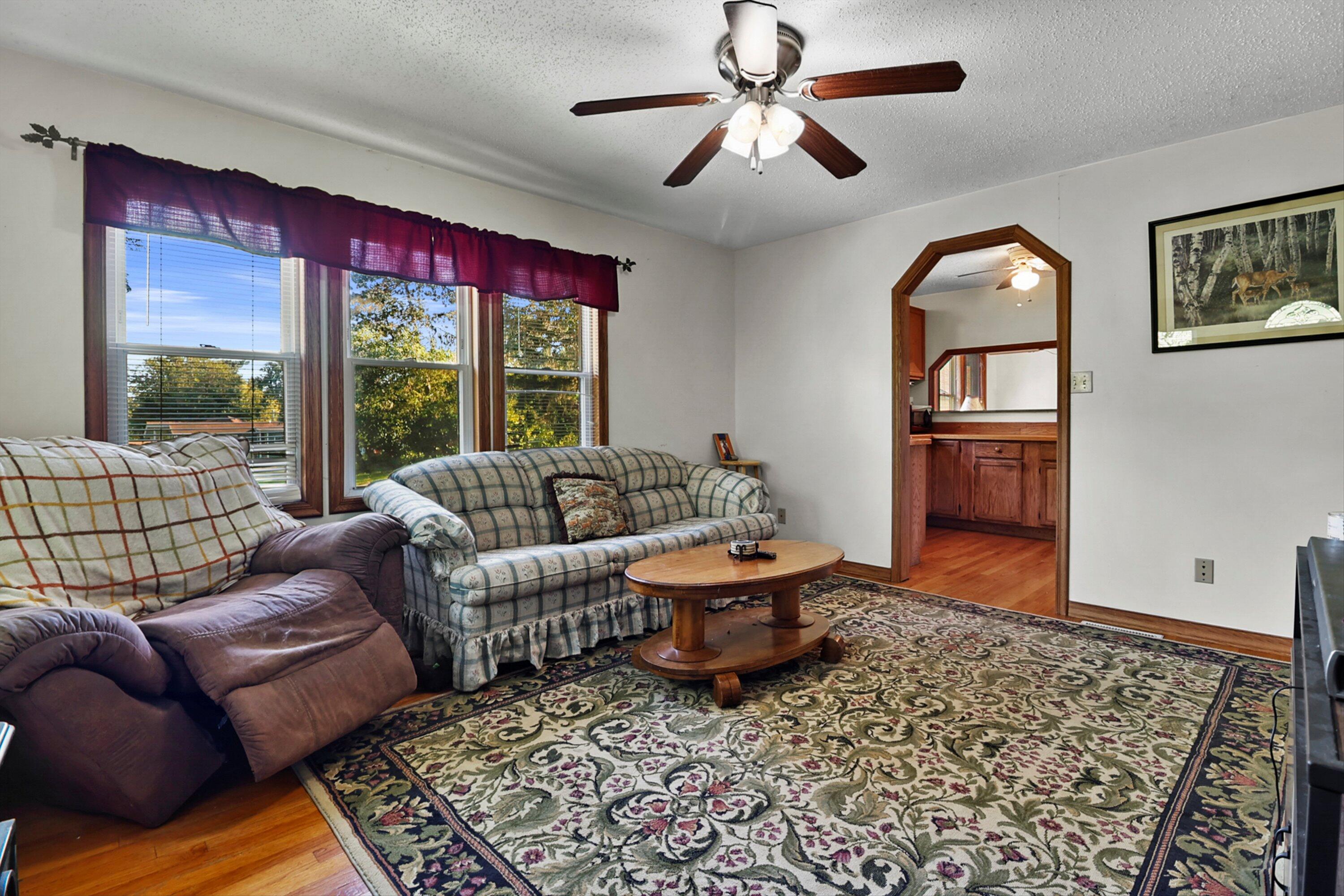 Wisconsin Lake Home for sale (MLS#: 1932191) at N3199  Hickory Rd, in Geneva, Wisconsin. (7 of 19)