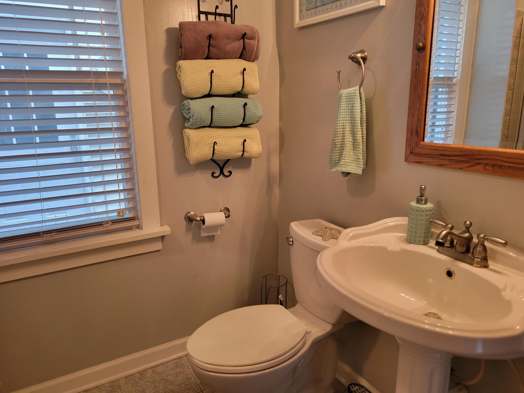 Wisconsin Lake Home for sale (MLS#: 1932237) at 1601  Jackson Park Dr, in Delavan, Wisconsin. (14 of 36)