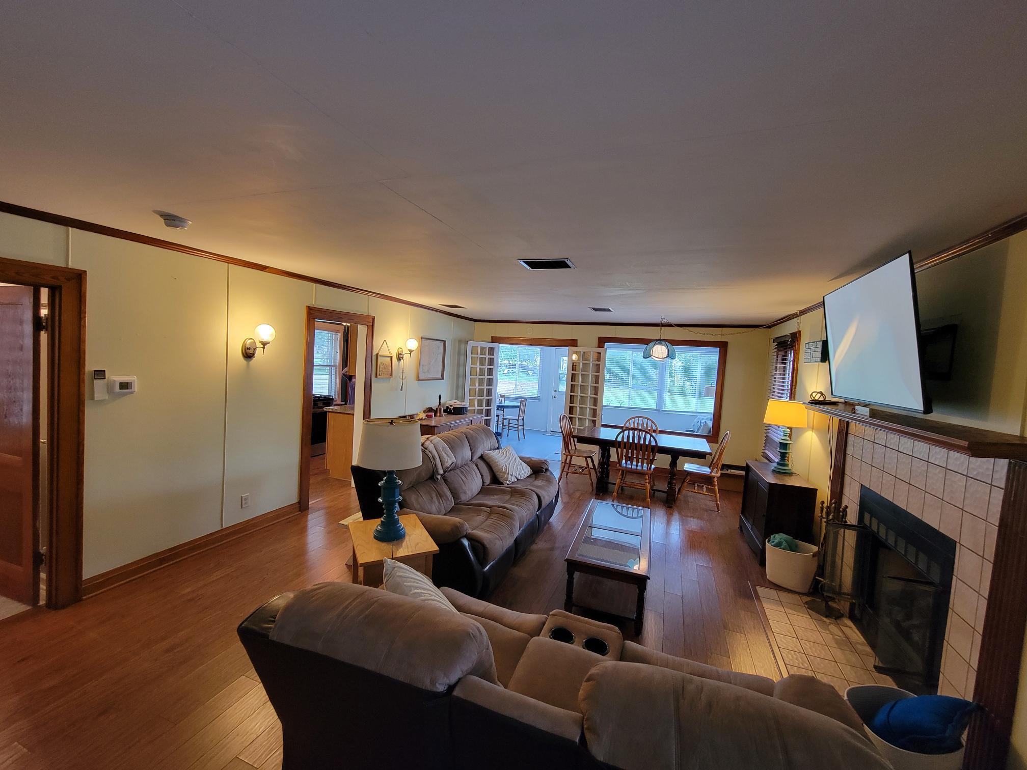 Wisconsin Lake Home for sale (MLS#: 1932237) at 1601  Jackson Park Dr, in Delavan, Wisconsin. (3 of 36)