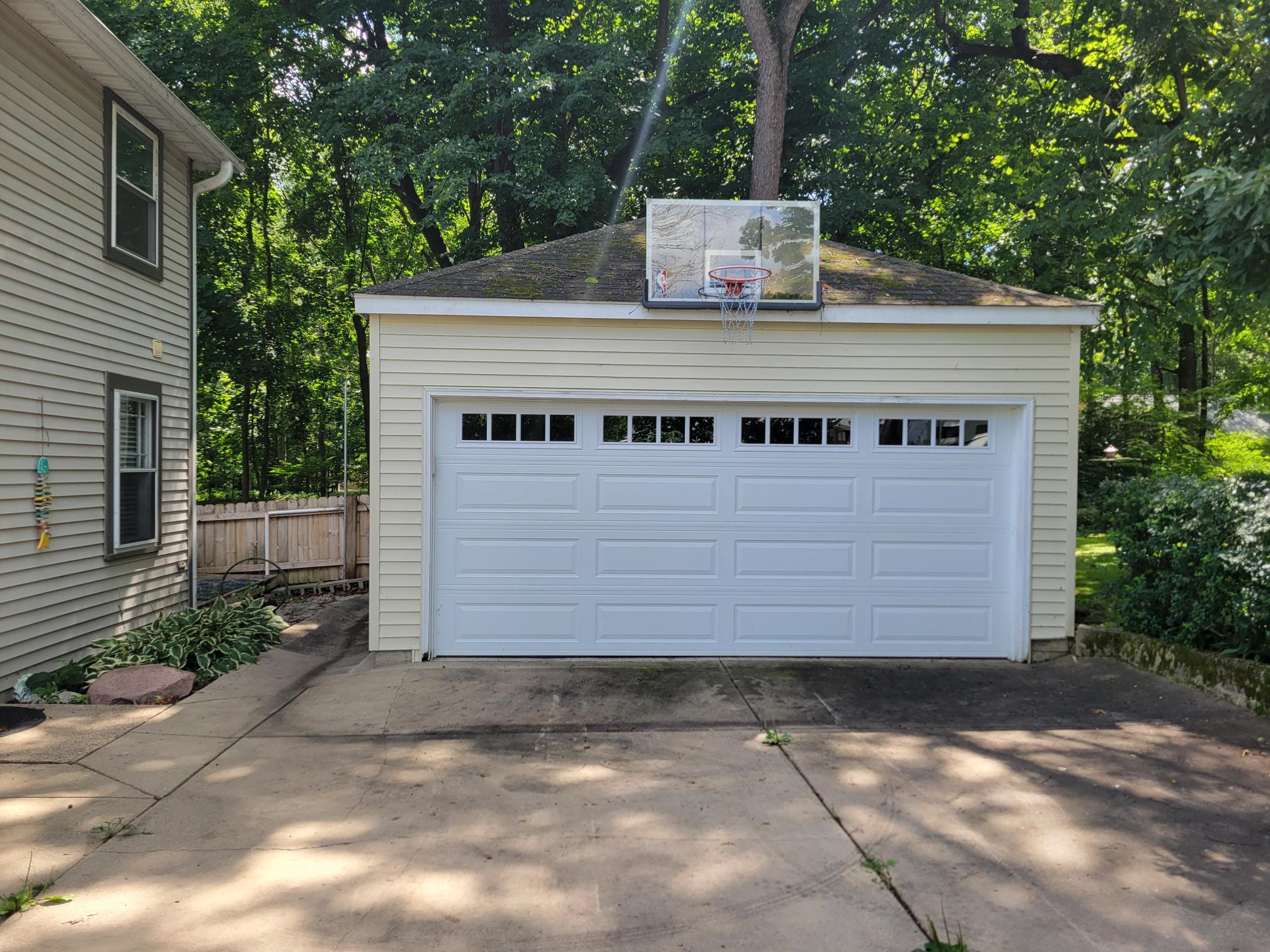 Wisconsin Lake Home for sale (MLS#: 1932237) at 1601  Jackson Park Dr, in Delavan, Wisconsin. (32 of 36)