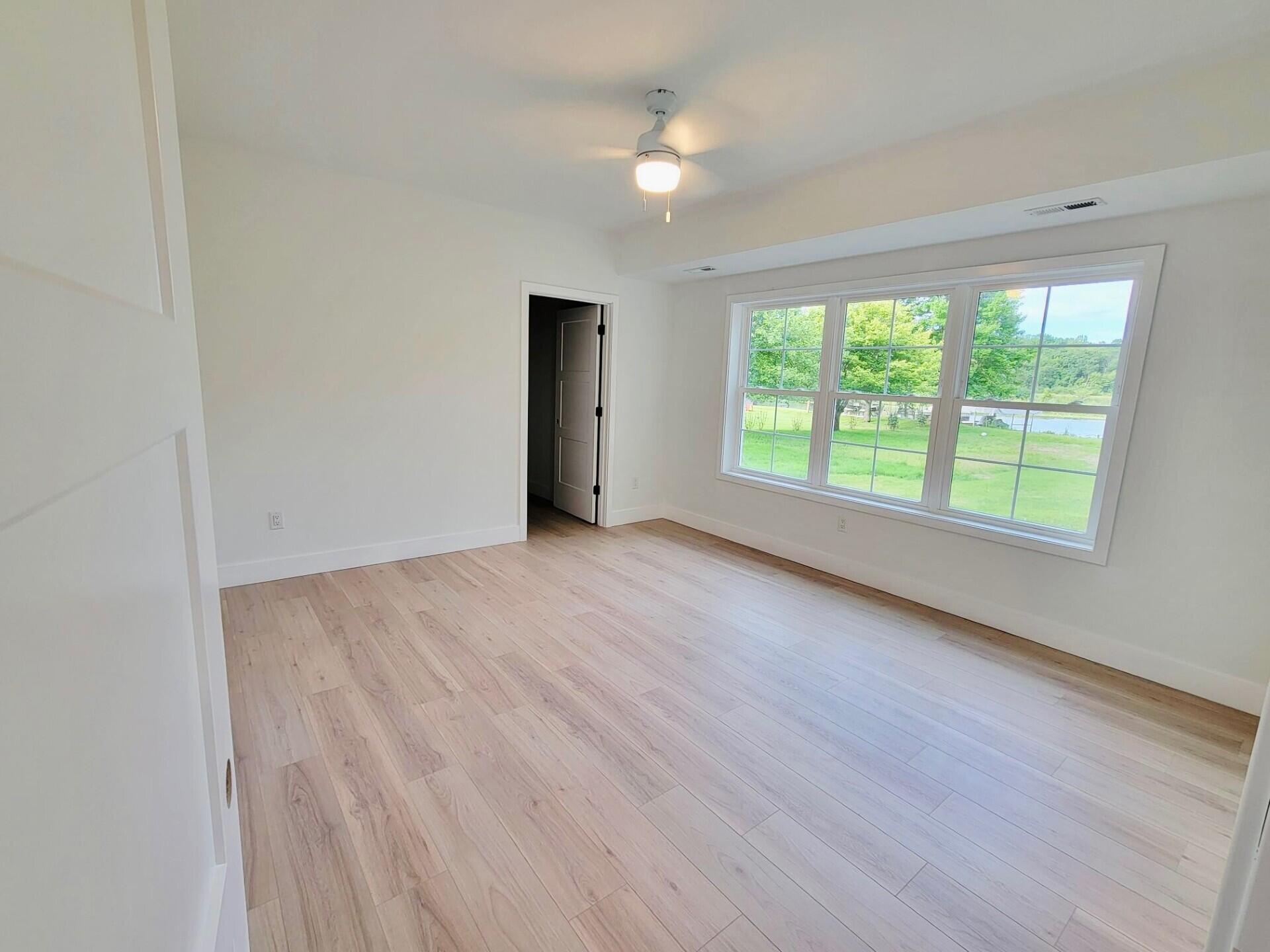 Wisconsin Lake Home for sale (MLS#: 1932281) at 5598  West Shore Dr, in La Grange, Wisconsin. (15 of 24)