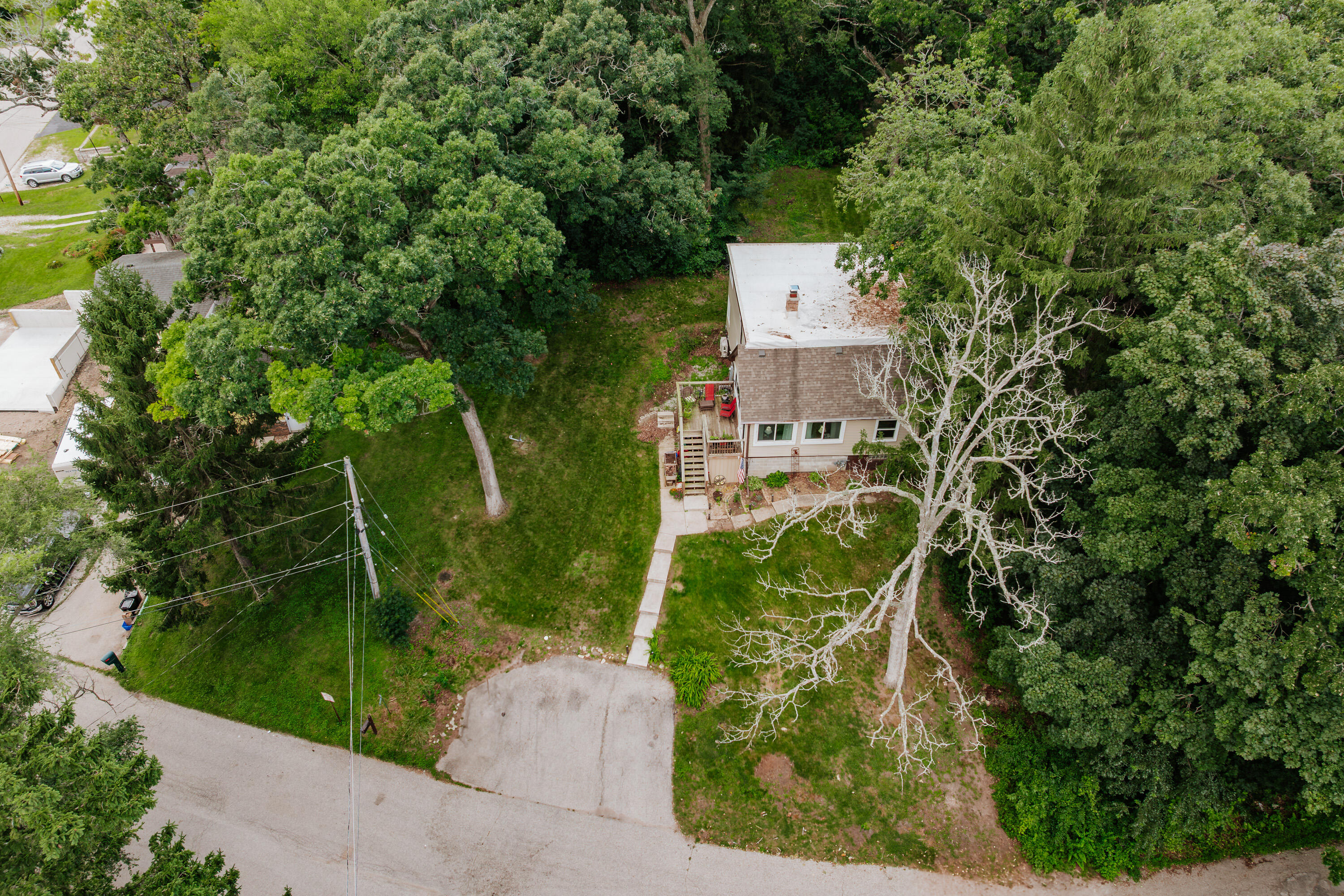 Wisconsin Lake Home for sale (MLS#: 1932519) at 34115  Grand Blvd, in Burlington, Wisconsin. (12 of 39)