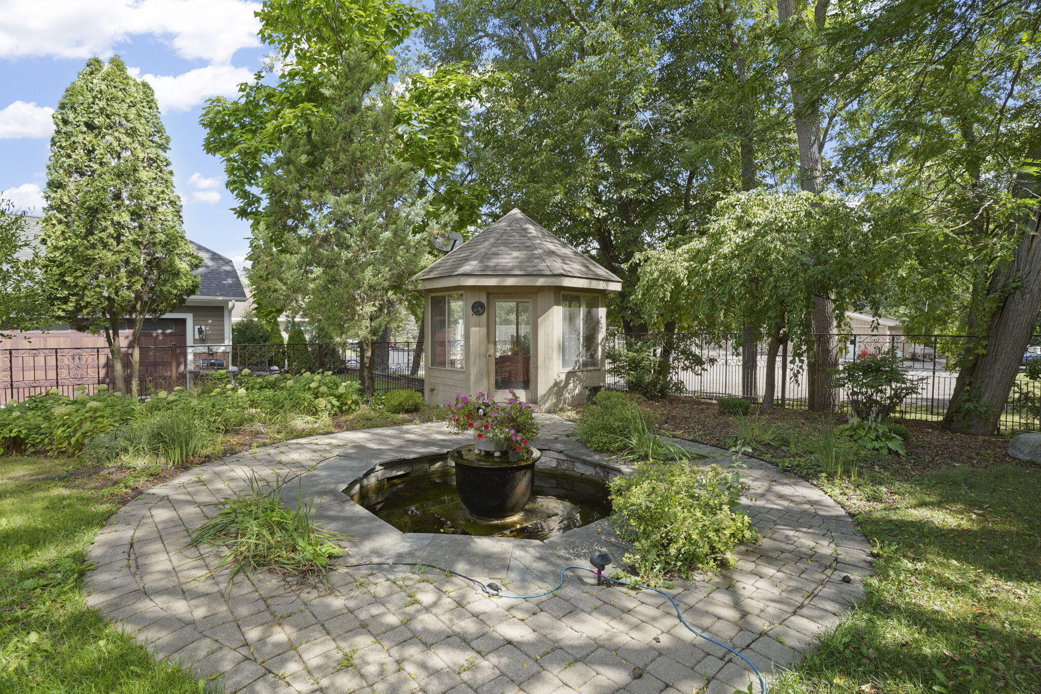 Wisconsin Lake Home for sale (MLS#: 1932520) at N9198  East Shore Rd, in East Troy, Wisconsin. (11 of 60)