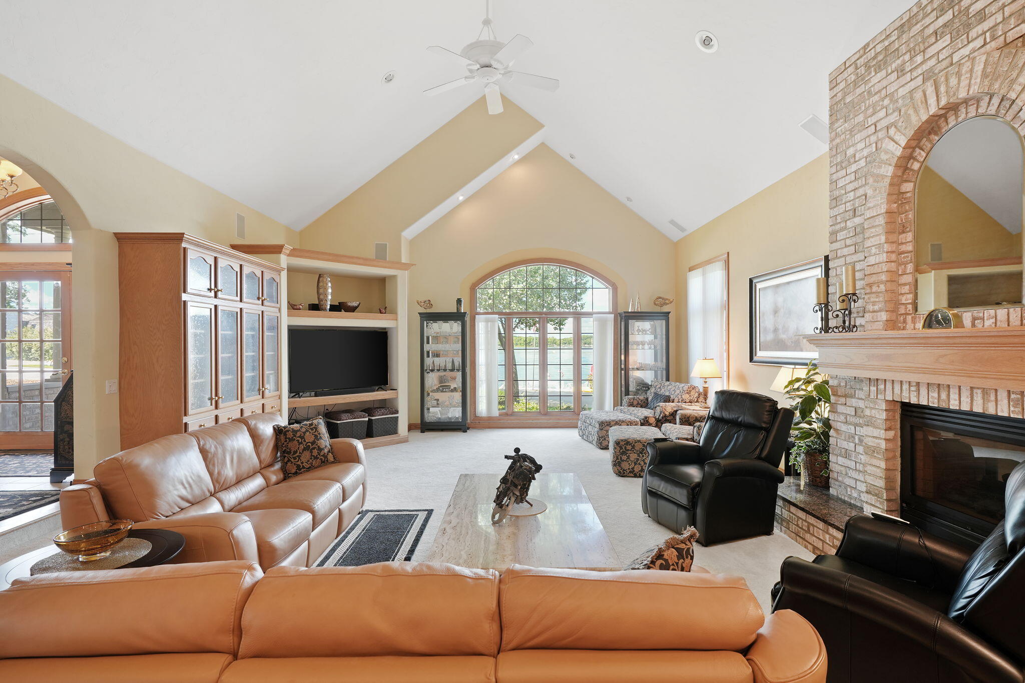 Wisconsin Lake Home for sale (MLS#: 1932520) at N9198  East Shore Rd, in East Troy, Wisconsin. (6 of 60)