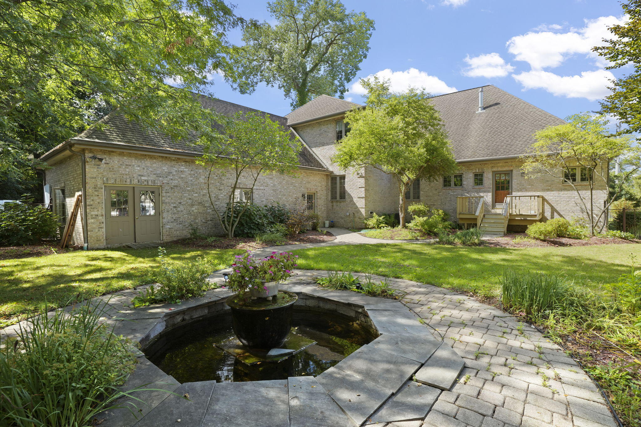 Wisconsin Lake Home for sale (MLS#: 1932520) at N9198  East Shore Rd, in East Troy, Wisconsin. (8 of 60)